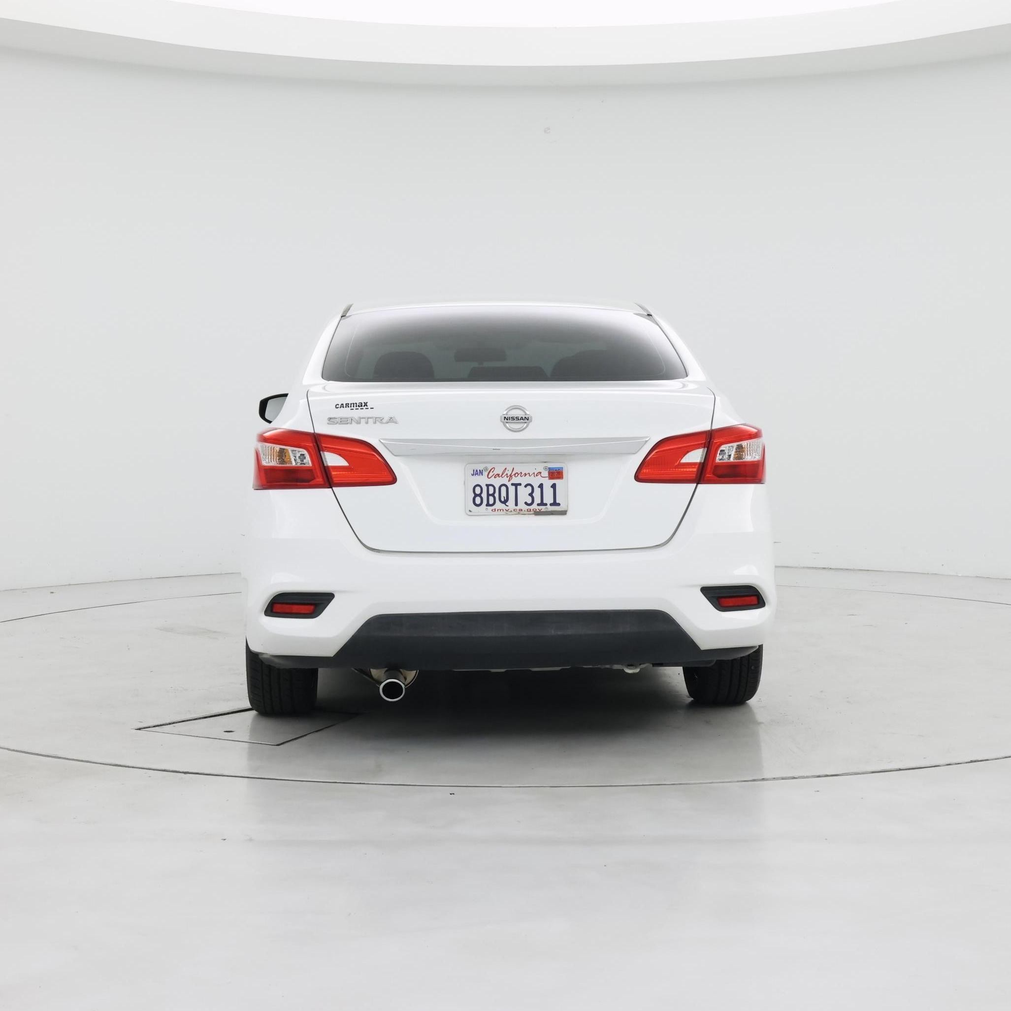 Thumbnail: 2017 Nissan Sentra - 6