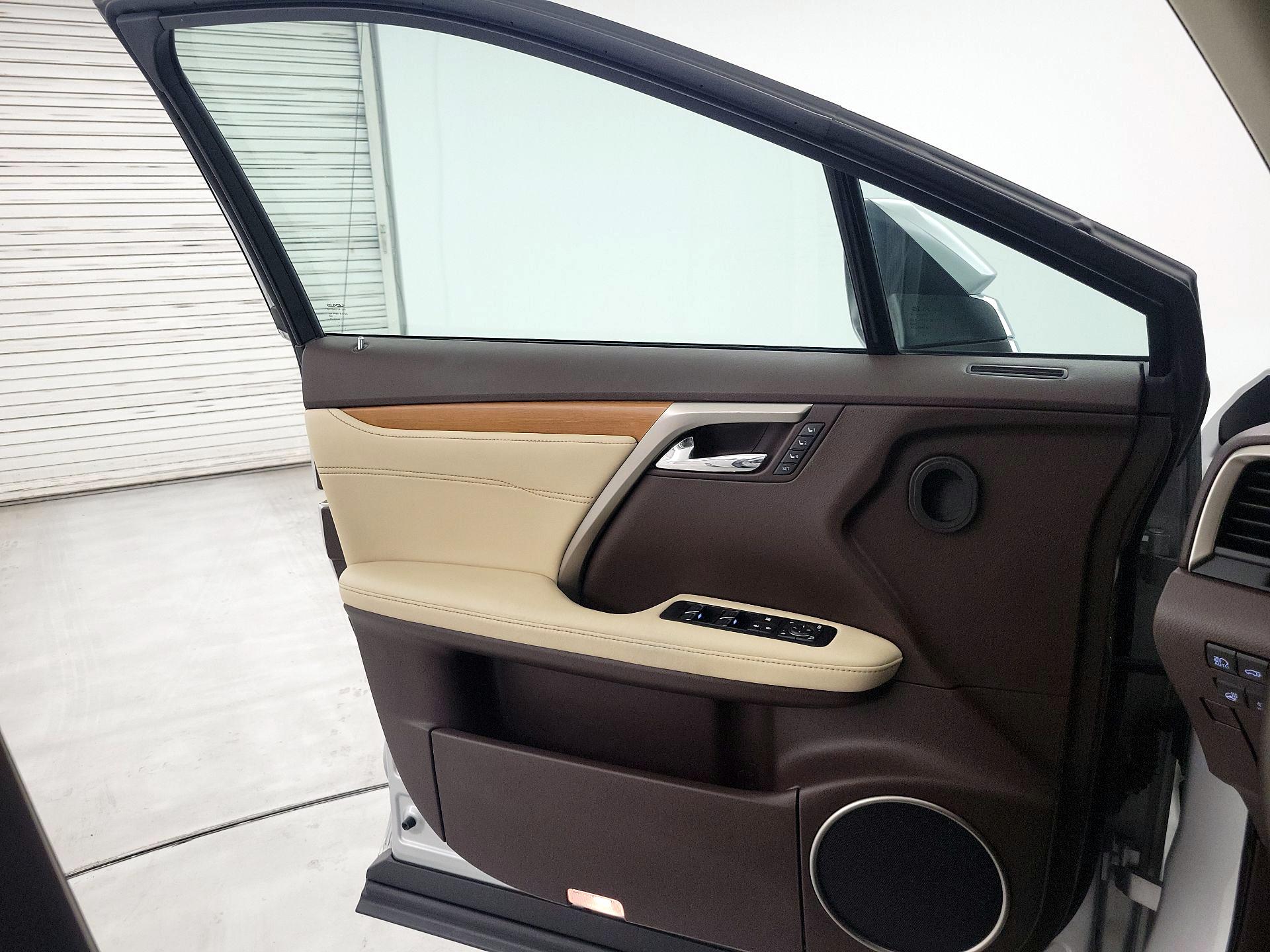 Thumbnail: 2016 Lexus RX - 12