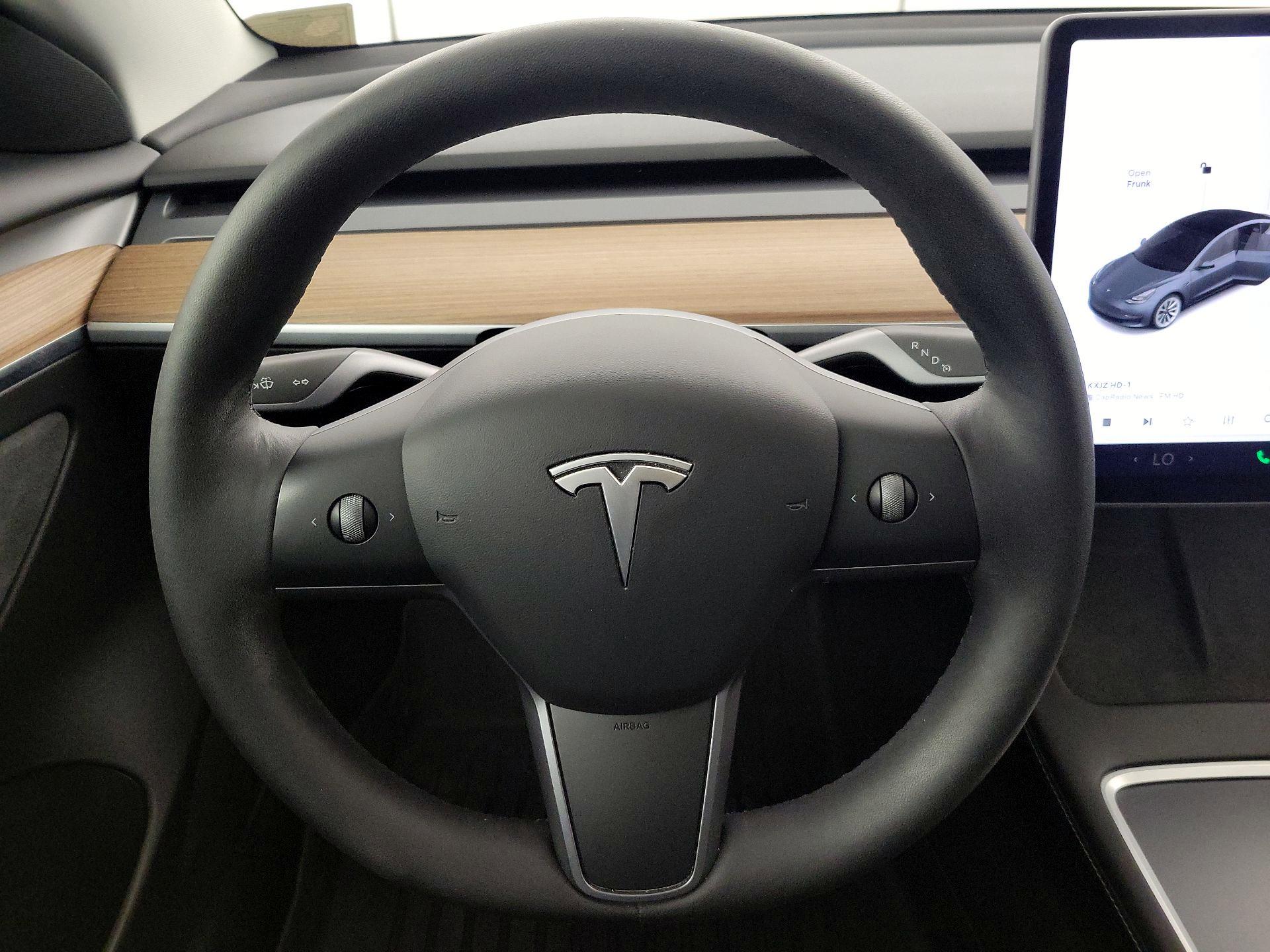 Thumbnail: 2021 Tesla Model 3 - 10