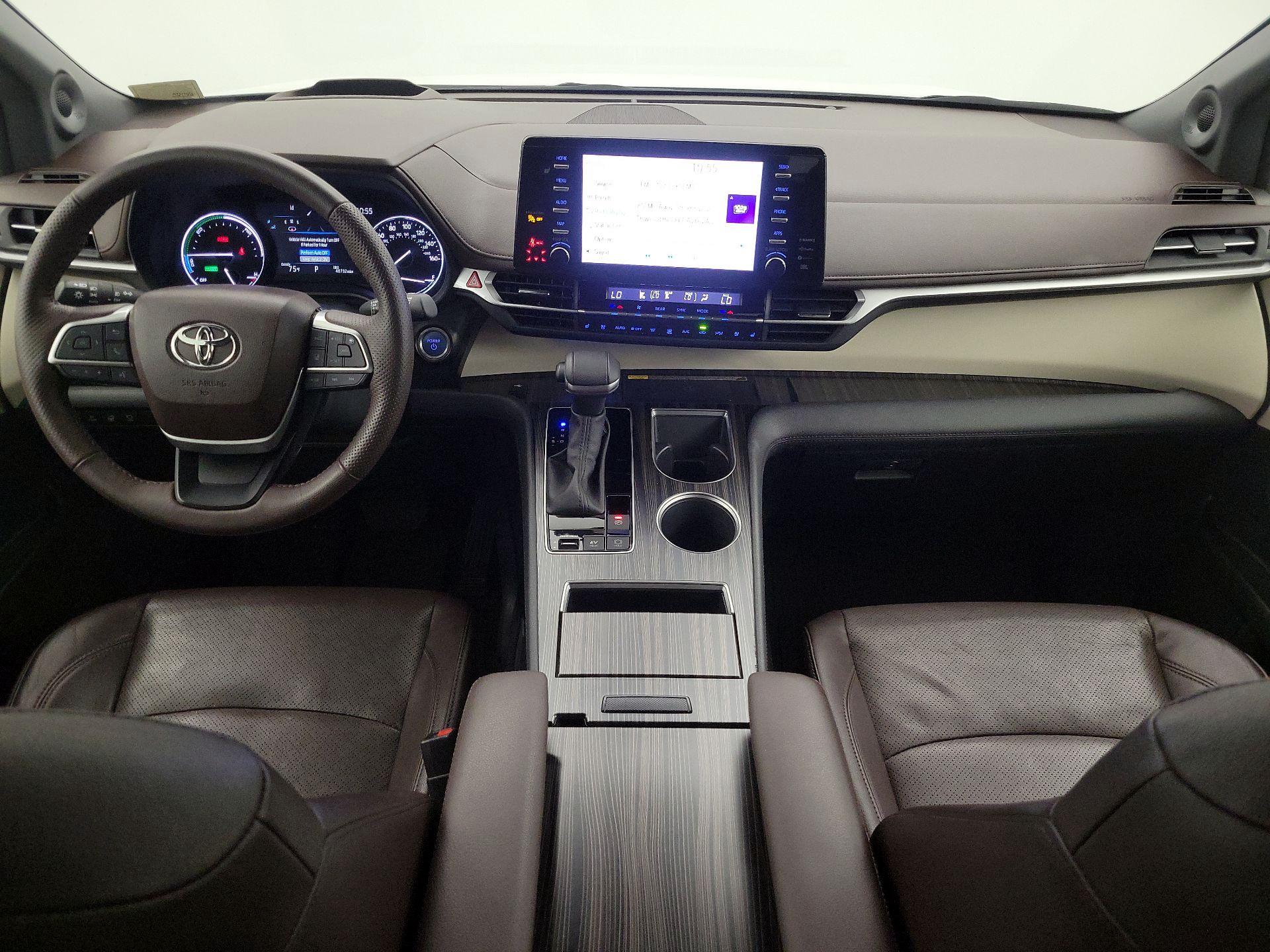 Thumbnail: 2023 Toyota Sienna - 9