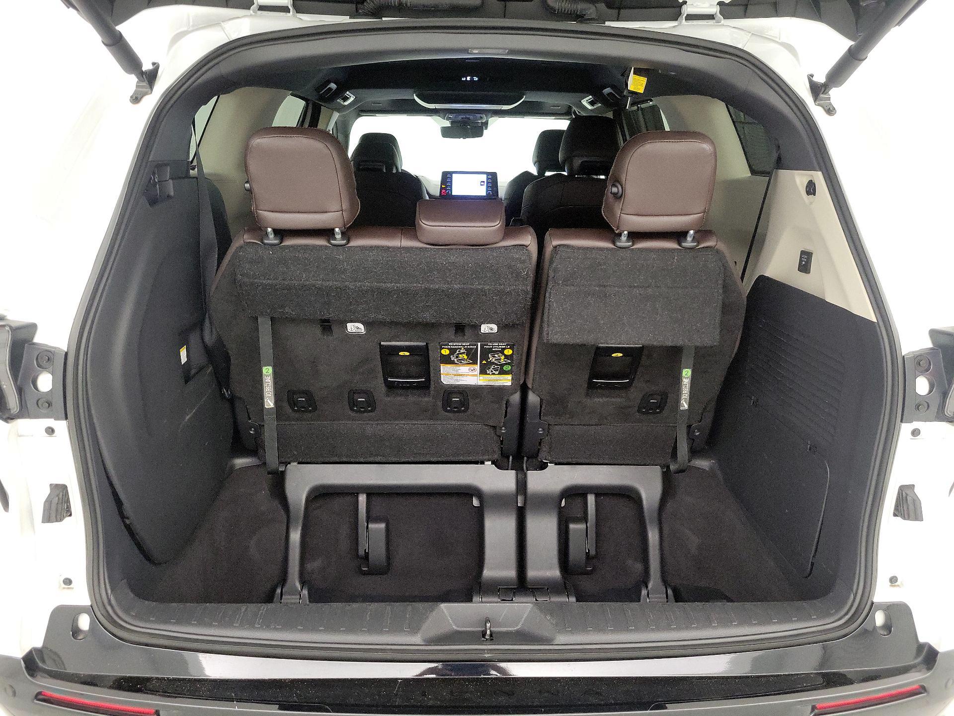 Thumbnail: 2023 Toyota Sienna - 20