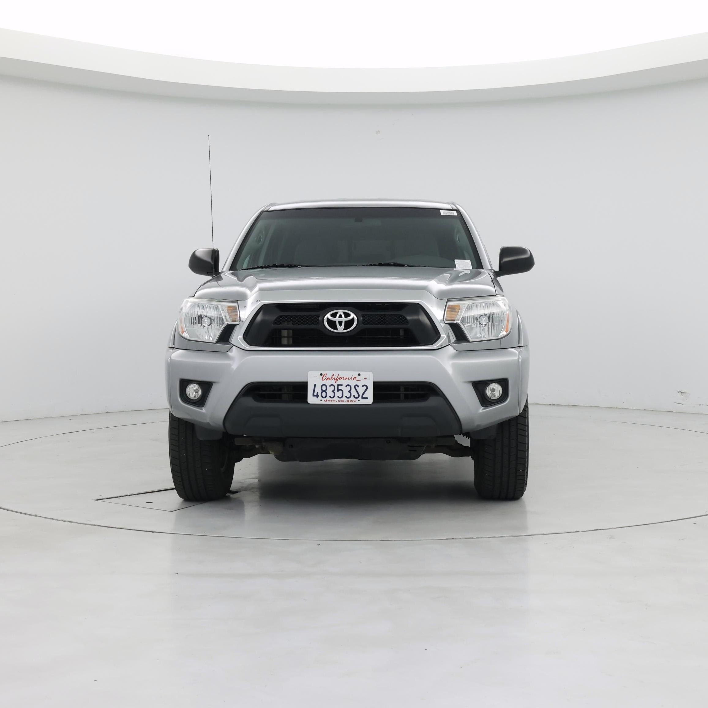 Thumbnail: 2015 Toyota Tacoma - 5