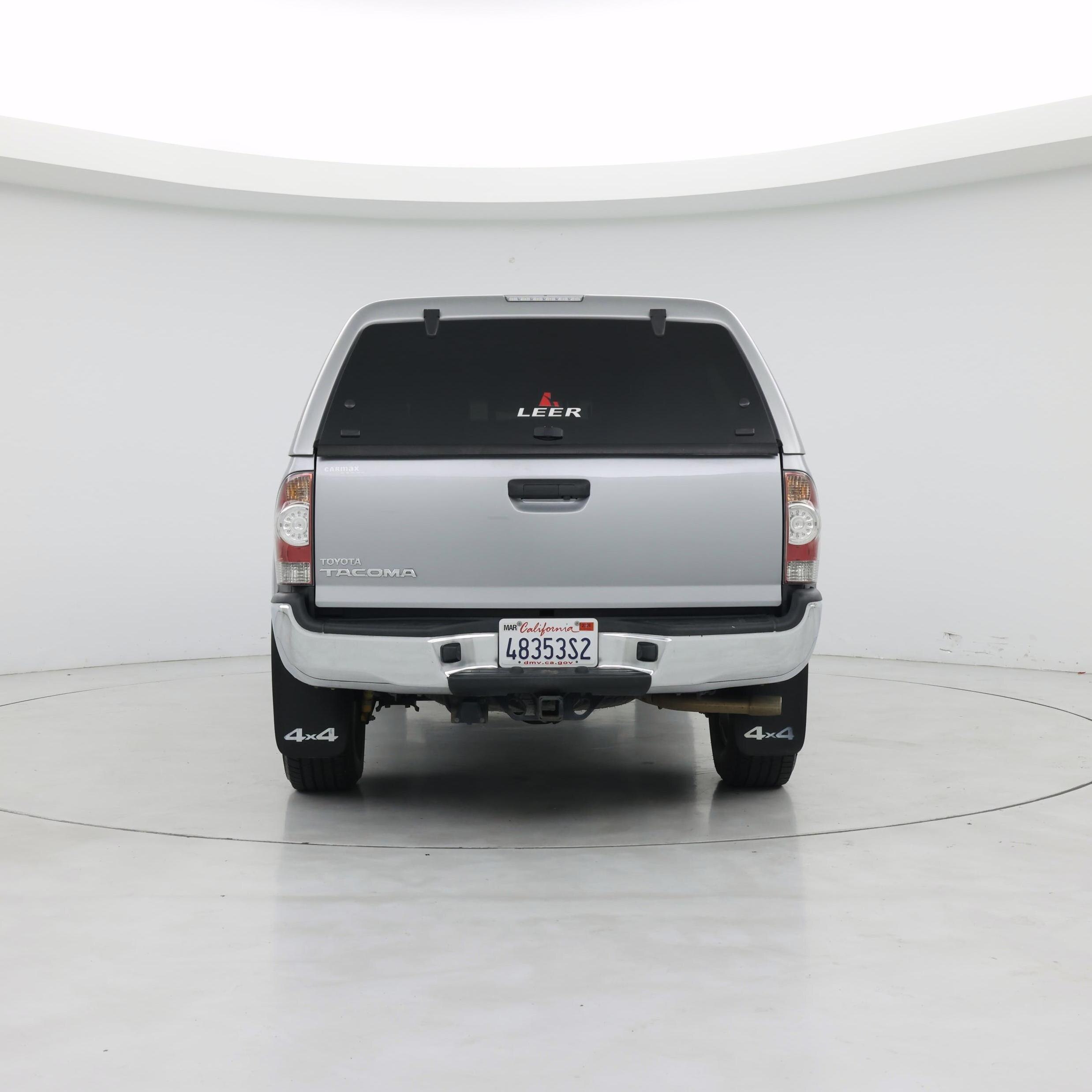 Thumbnail: 2015 Toyota Tacoma - 6