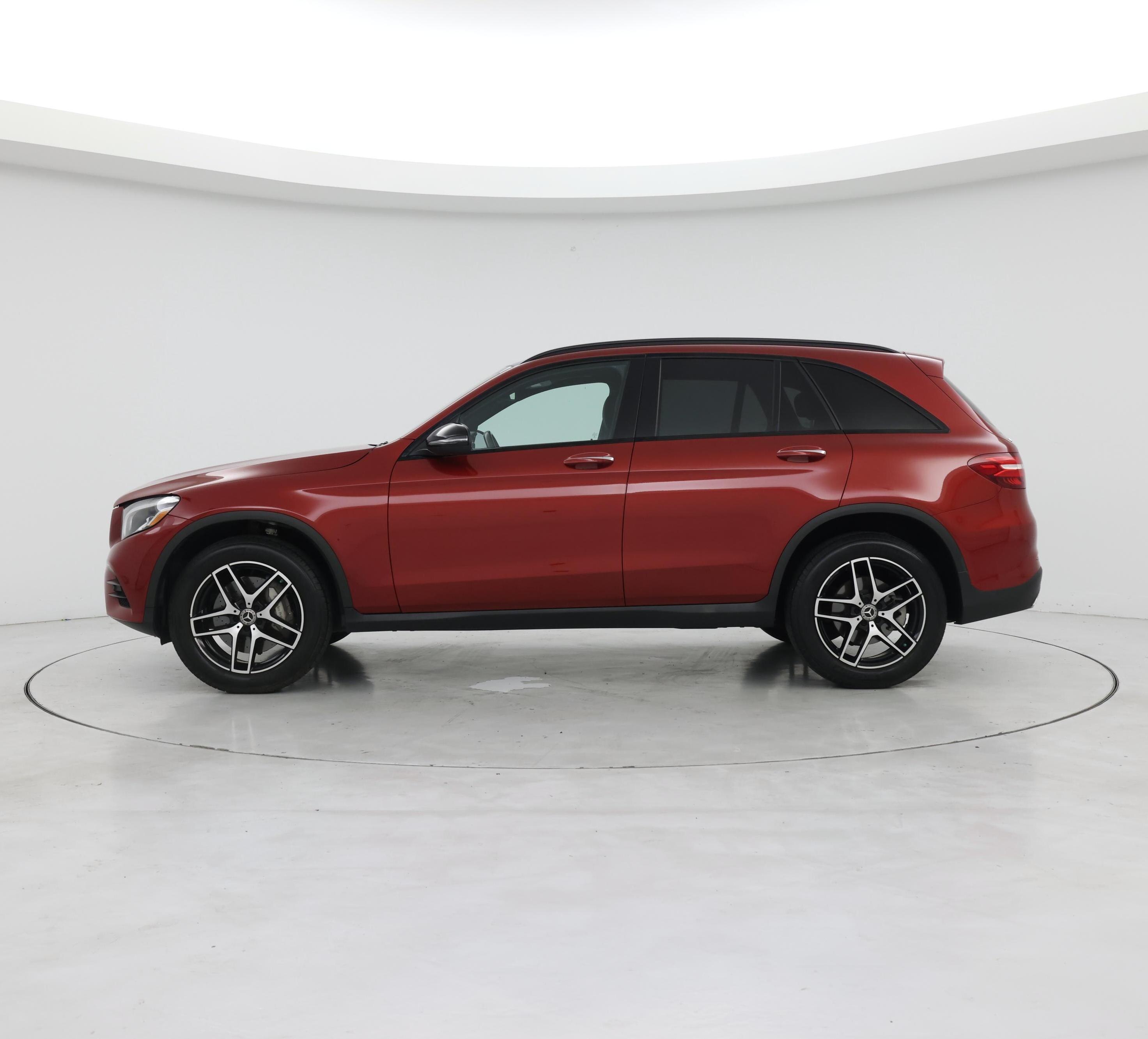 Thumbnail: 2019 Mercedes-Benz GLC - 3