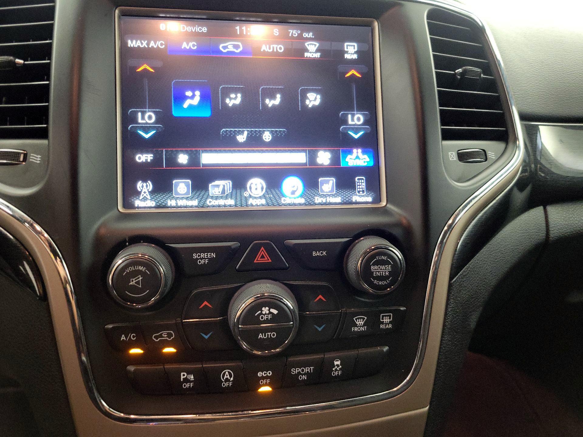 Thumbnail: 2017 Jeep Grand Cherokee - 16
