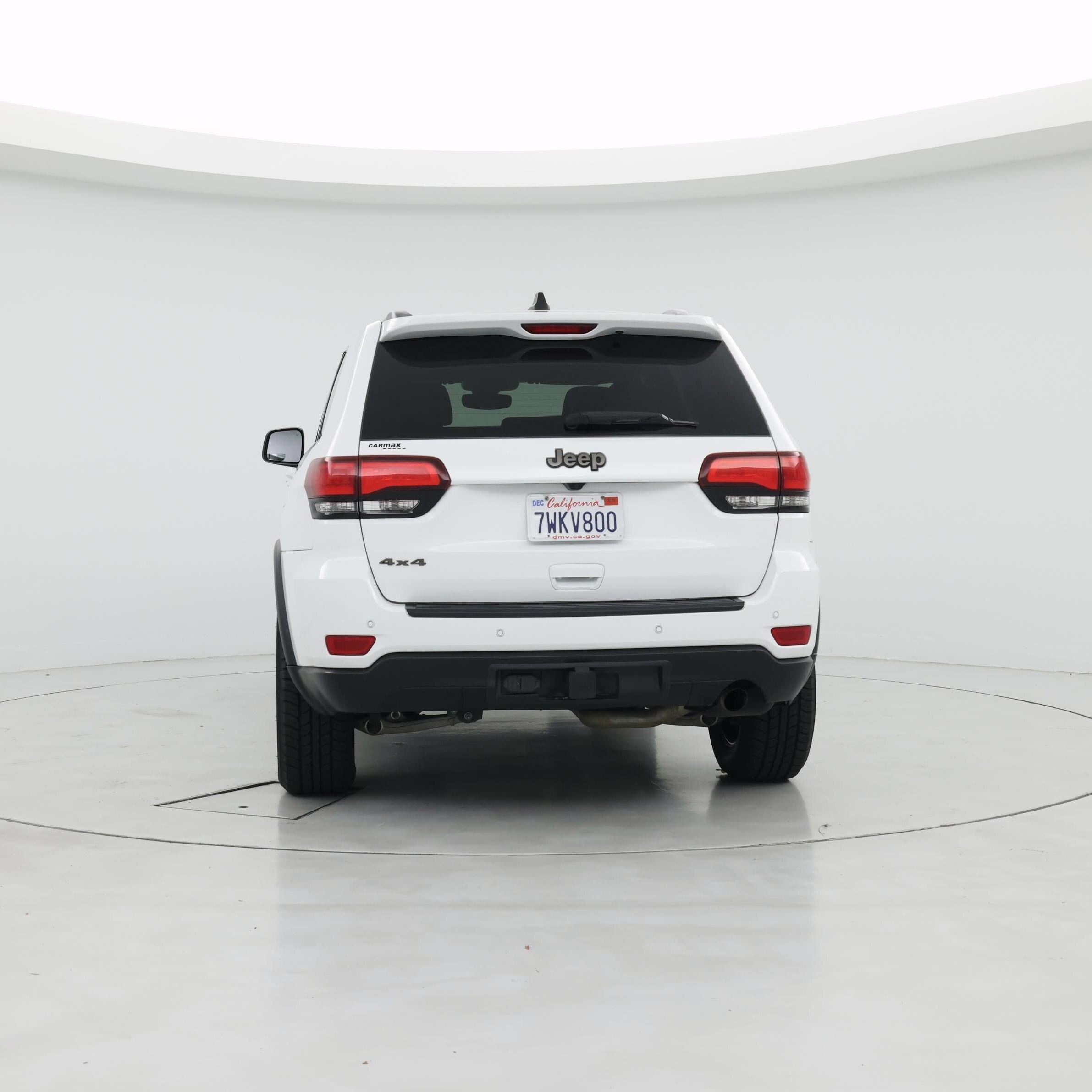 Thumbnail: 2017 Jeep Grand Cherokee - 6