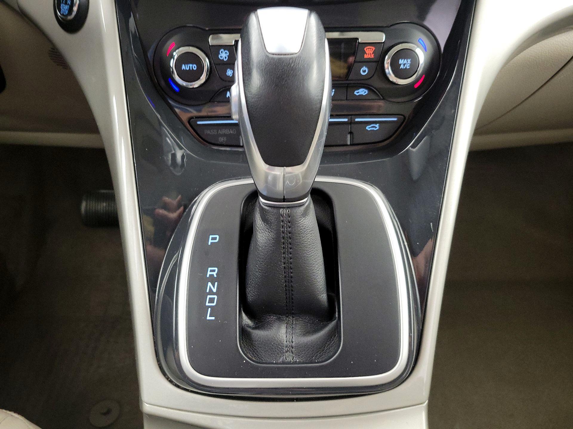 Thumbnail: 2013 Ford C-Max - 17
