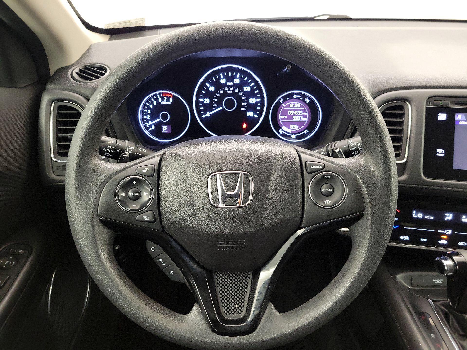 Thumbnail: 2016 Honda HR-V - 10