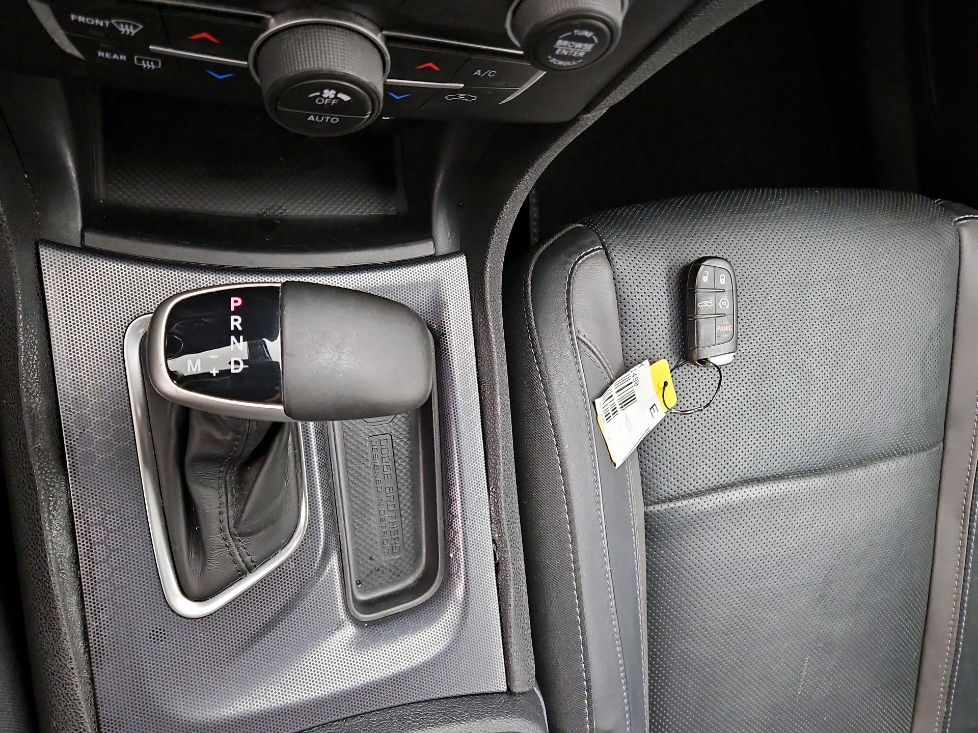 Thumbnail: 2015 Dodge Charger - 18