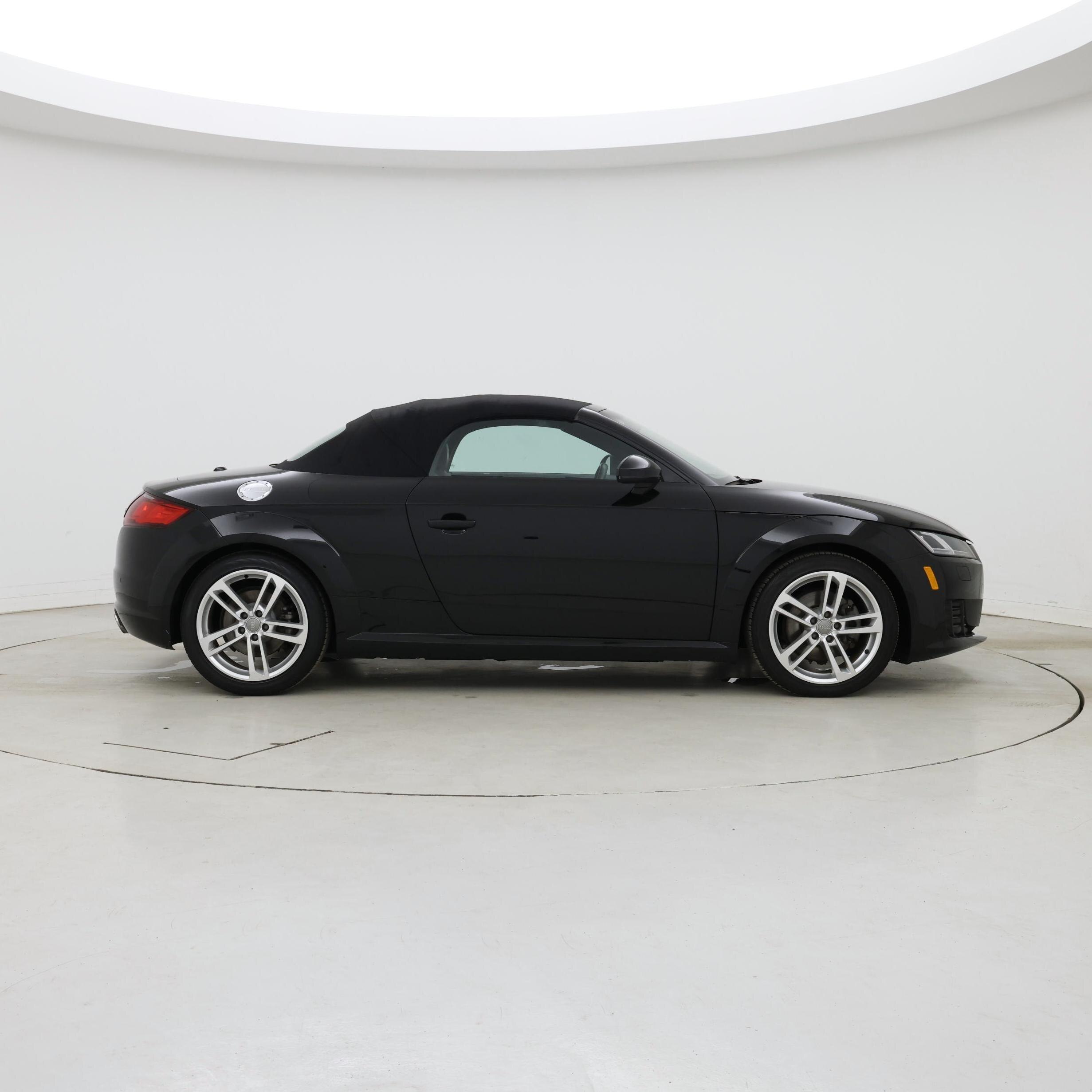 Thumbnail: 2017 Audi TT - 7