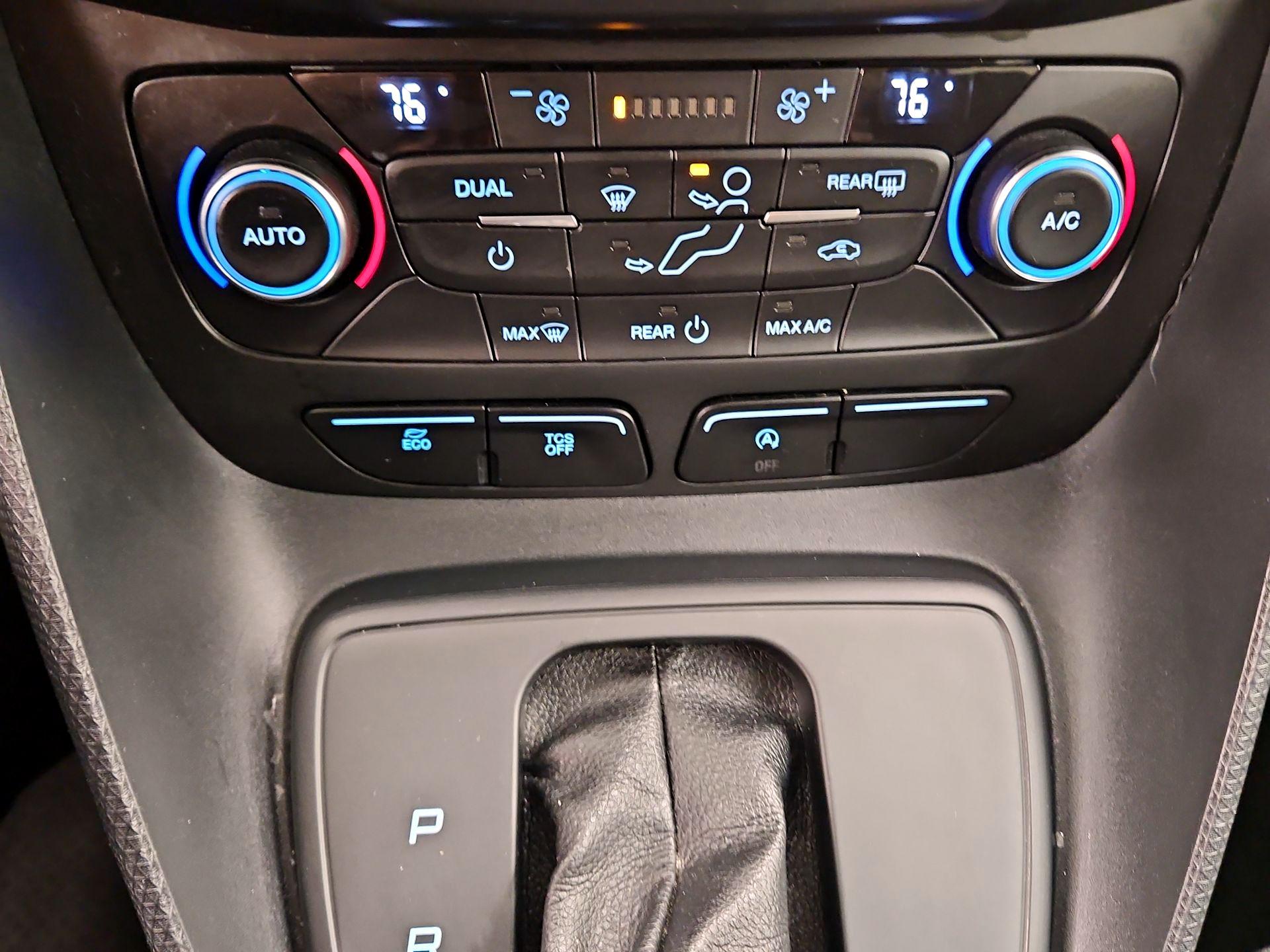 Thumbnail: 2021 Ford Transit Series - 16