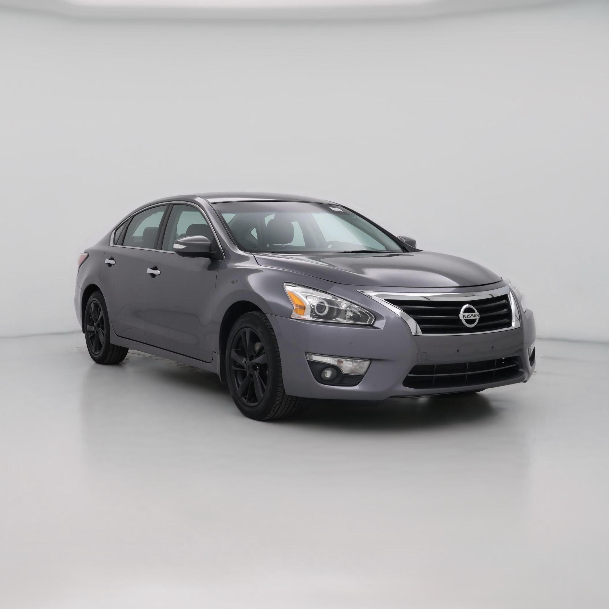Thumbnail: 2015 Nissan Altima - 1