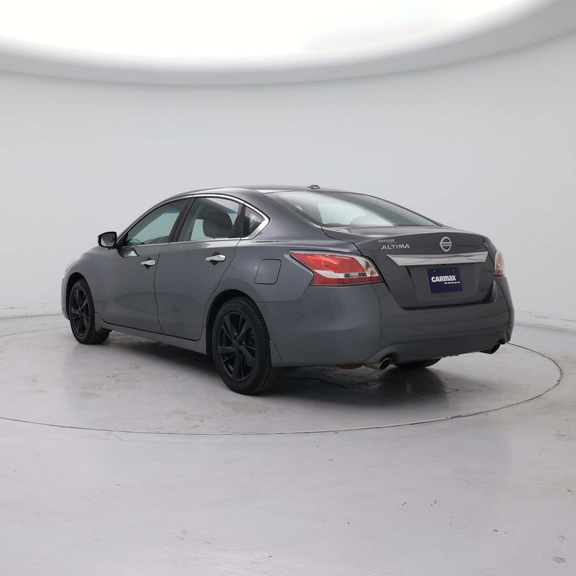 Thumbnail: 2015 Nissan Altima - 2