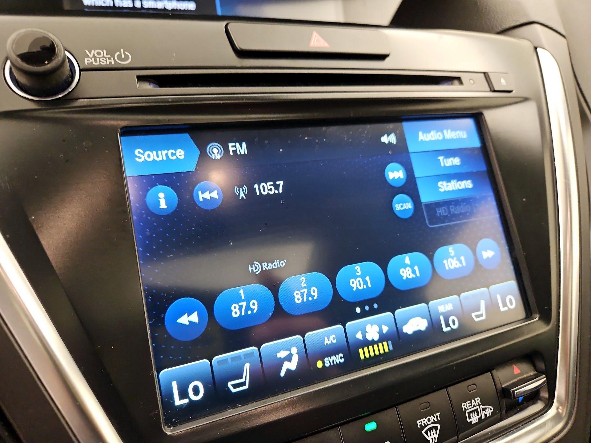 Thumbnail: 2019 Acura MDX - 16