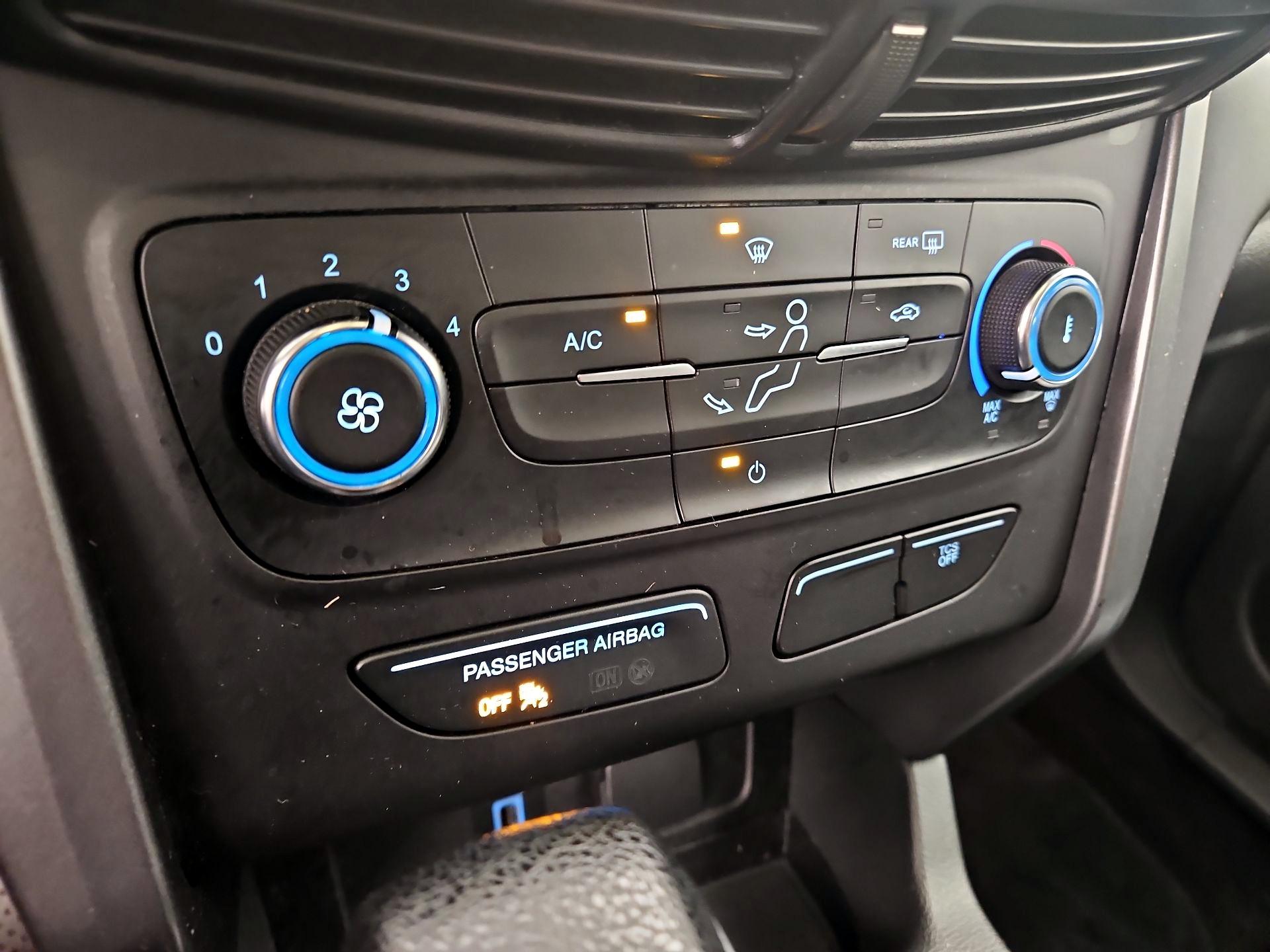 Thumbnail: 2017 Ford Escape - 16
