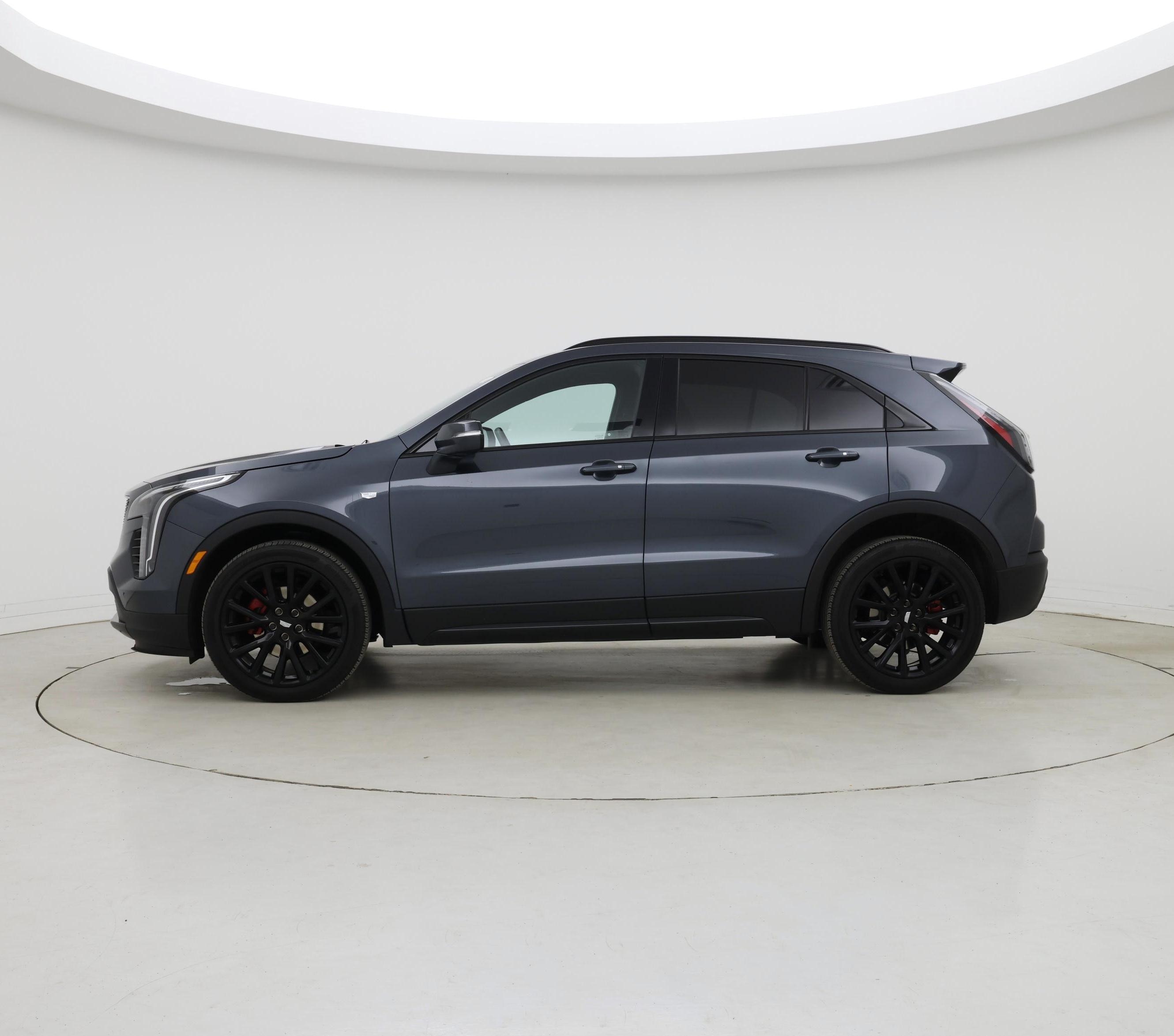 Thumbnail: 2021 Cadillac XT4 - 3