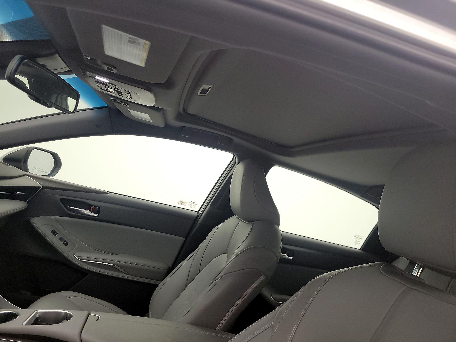 Thumbnail: 2019 Toyota Avalon - 17