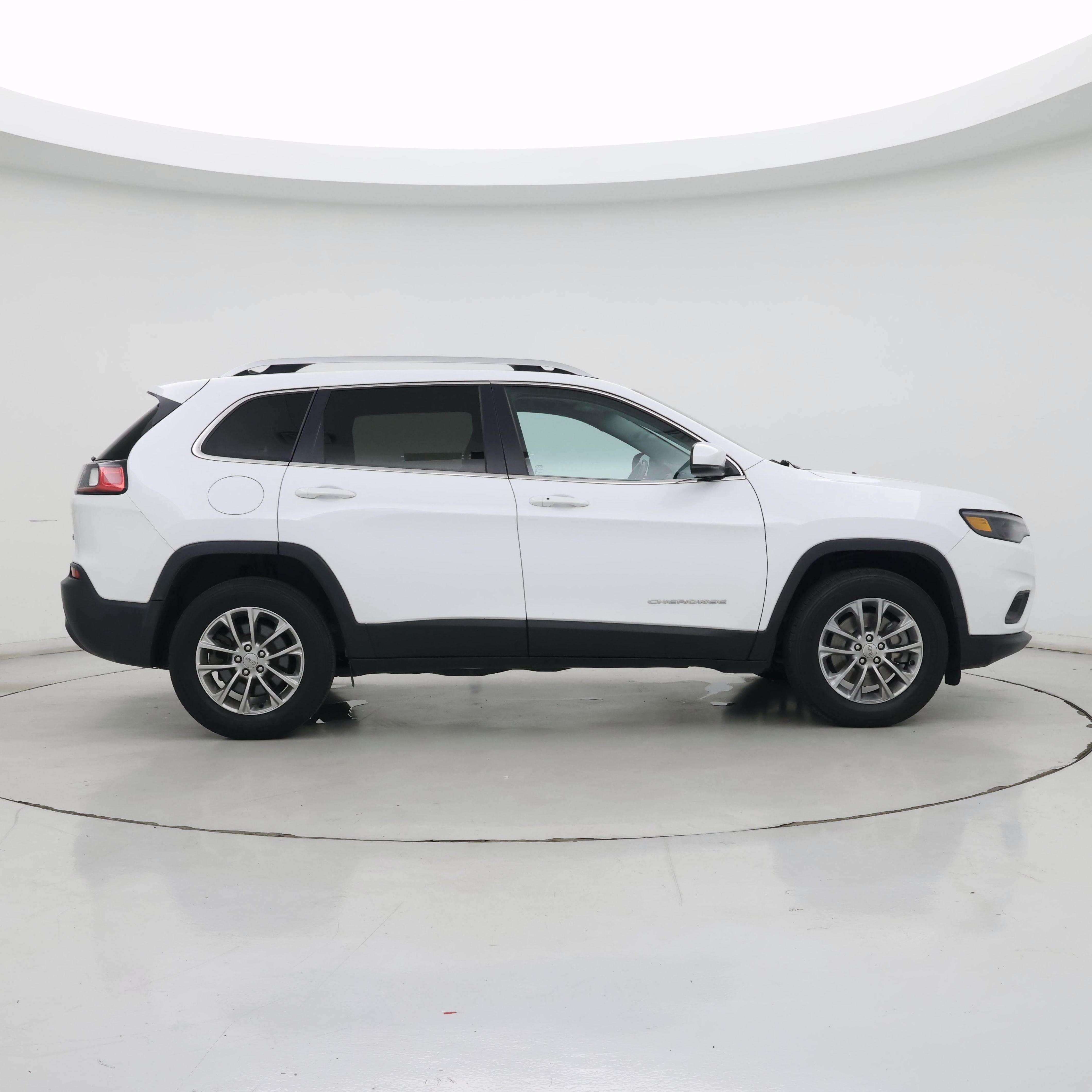 Thumbnail: 2020 Jeep Cherokee - 7