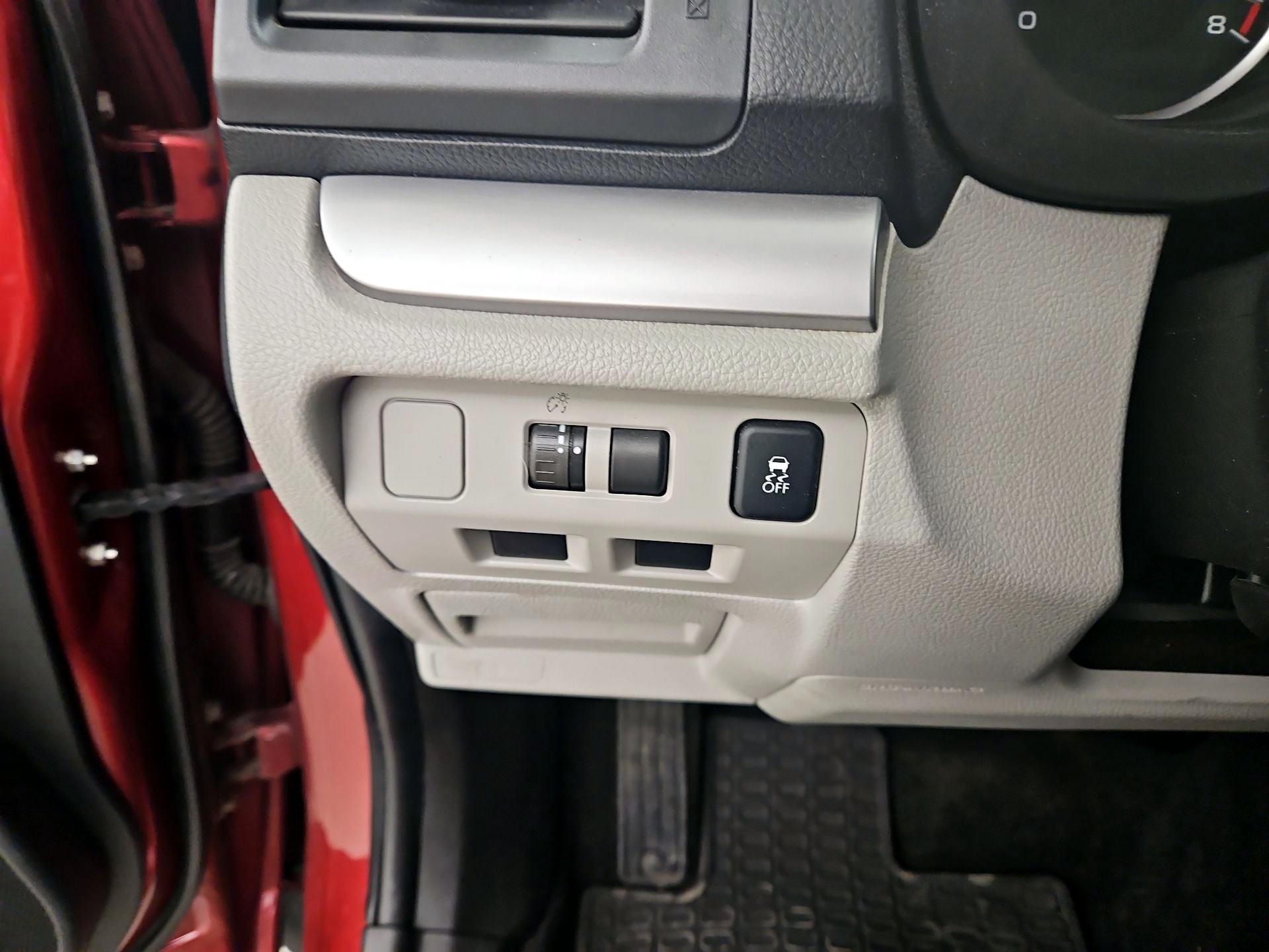 Thumbnail: 2015 Subaru Forester - 13