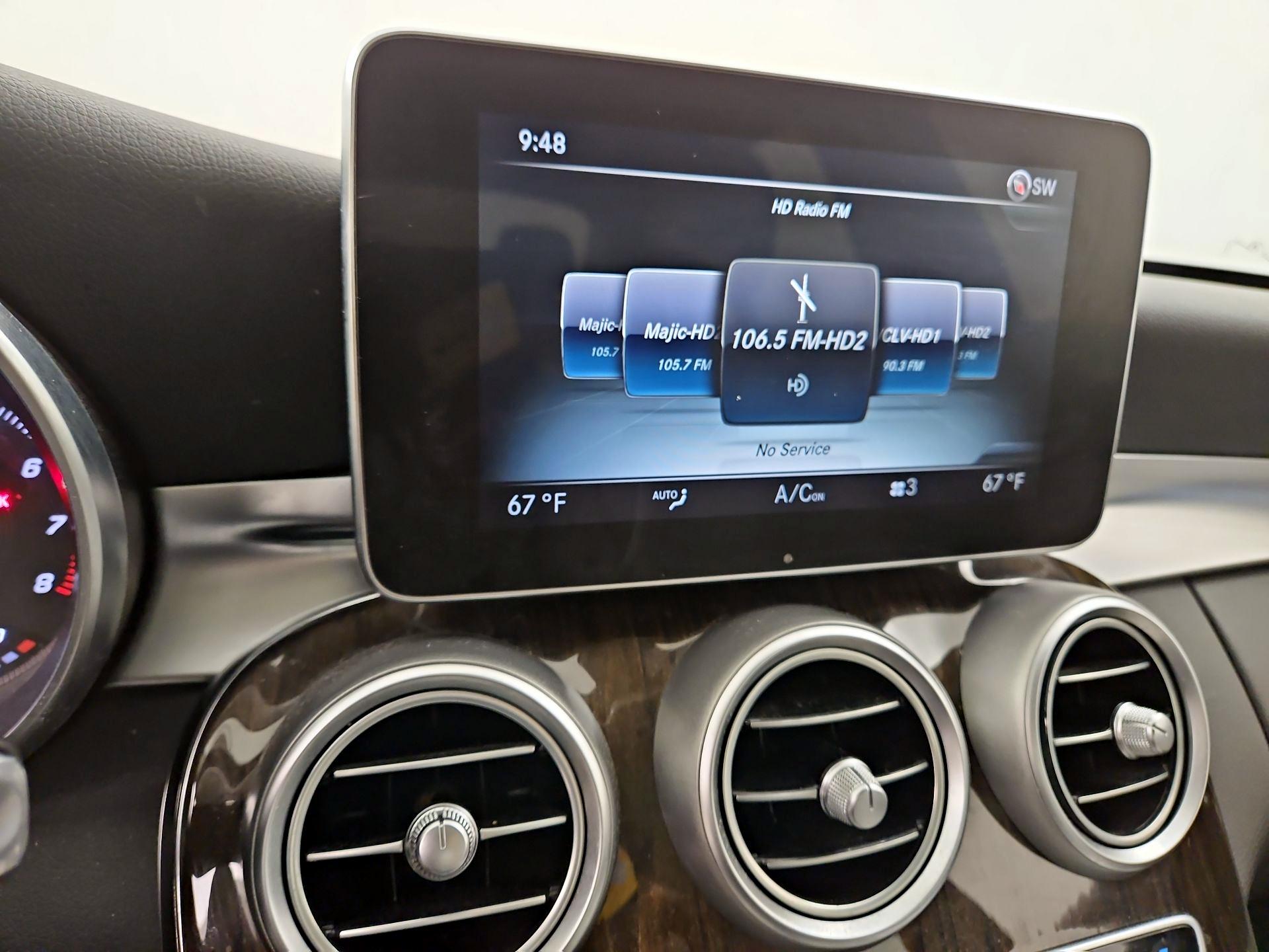 Thumbnail: 2016 Mercedes-Benz C-Class - 16