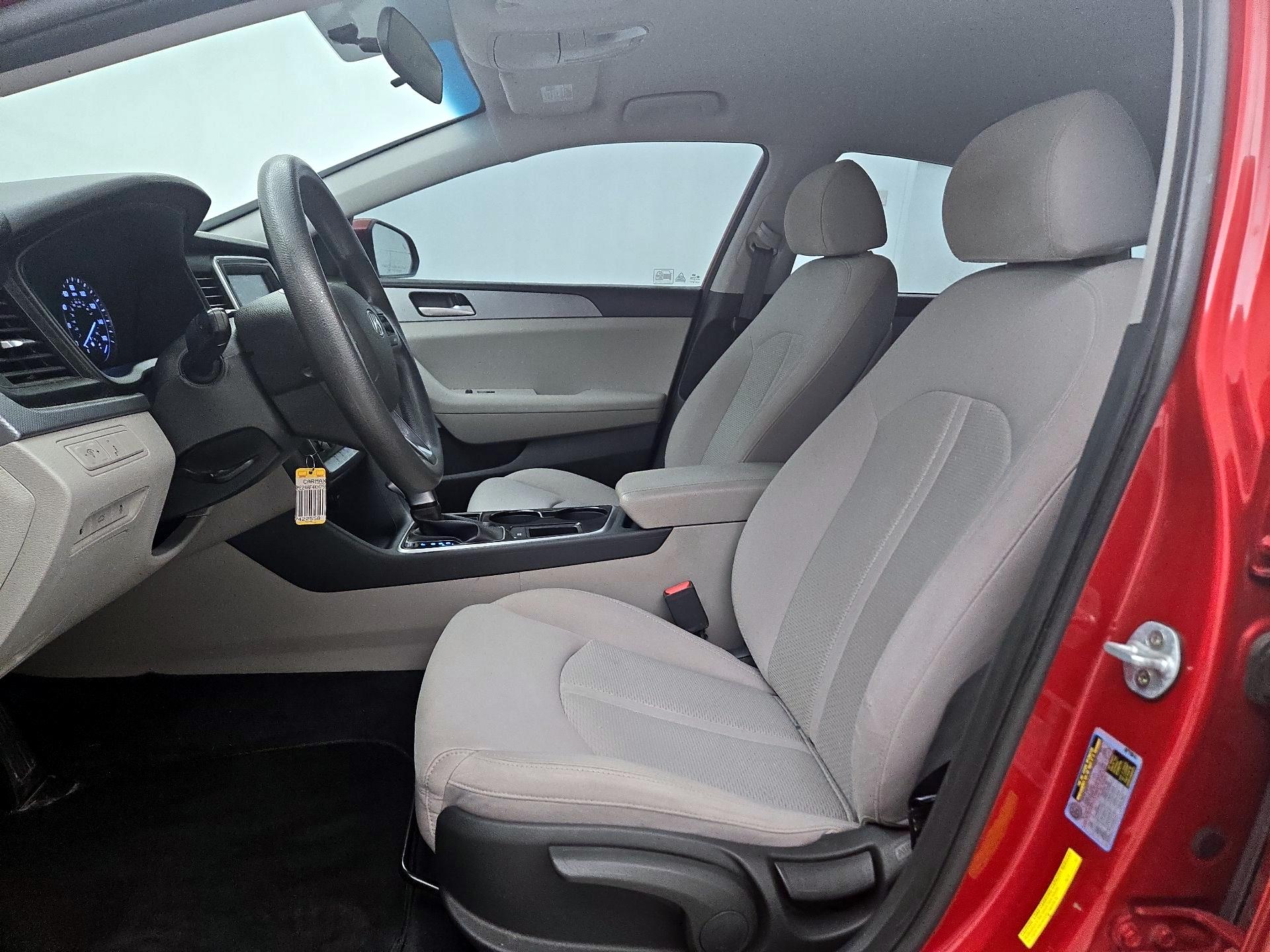 Thumbnail: 2019 Hyundai Sonata - 11
