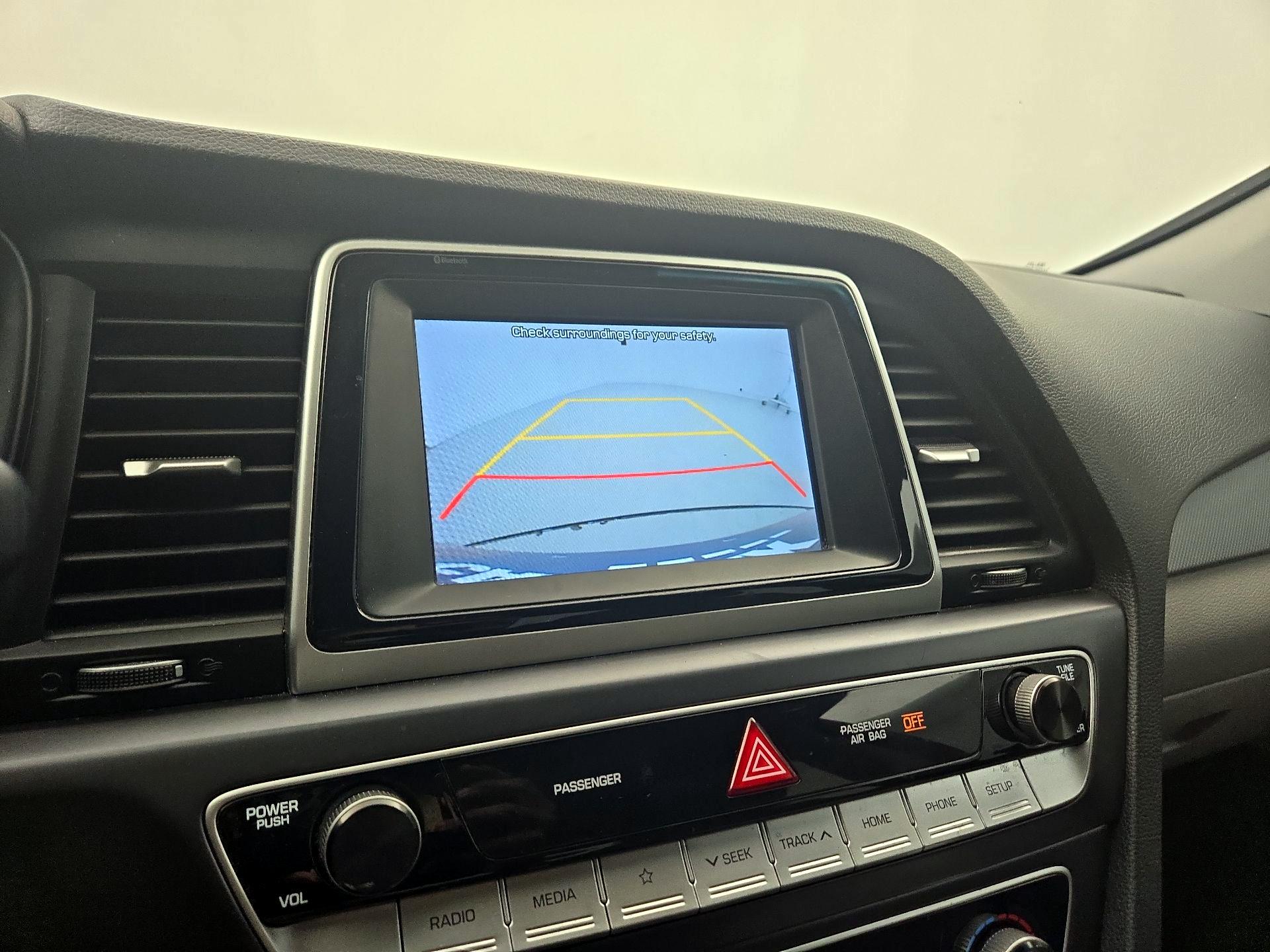 Thumbnail: 2019 Hyundai Sonata - 14