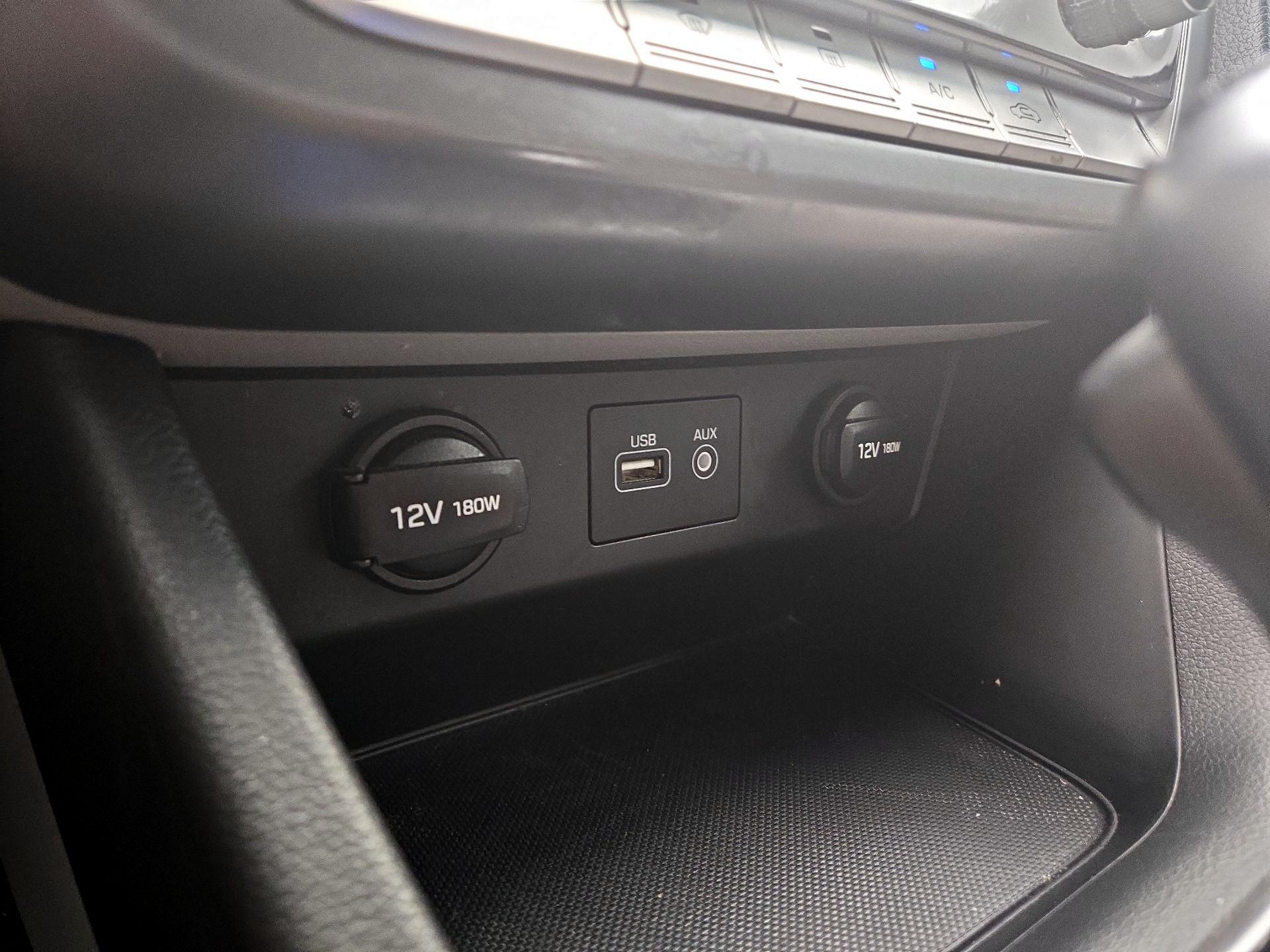 Thumbnail: 2019 Hyundai Sonata - 18