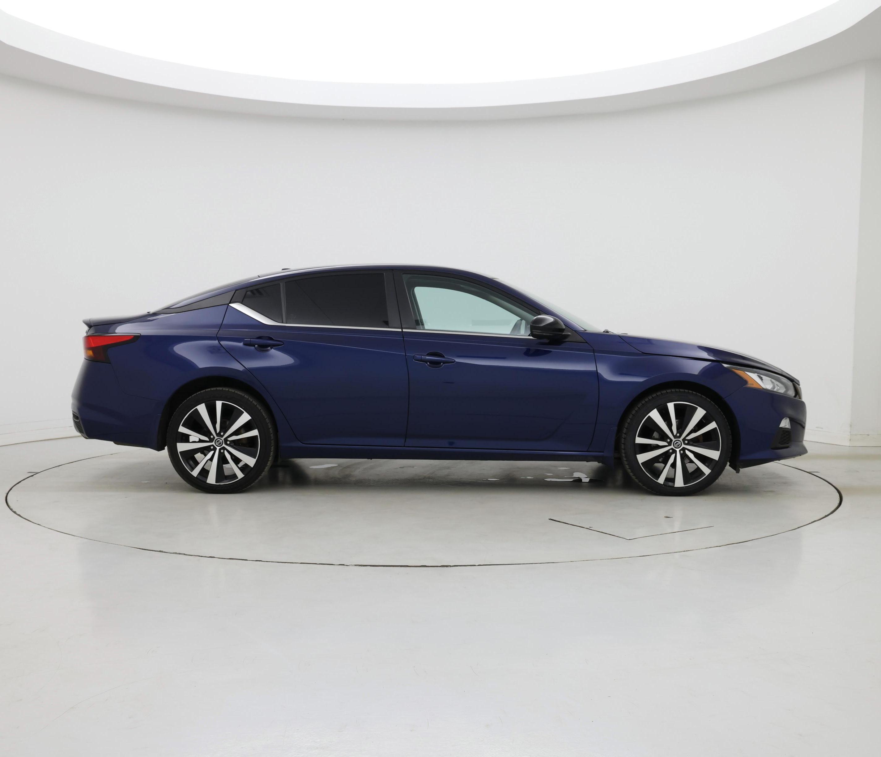 Thumbnail: 2020 Nissan Altima - 7