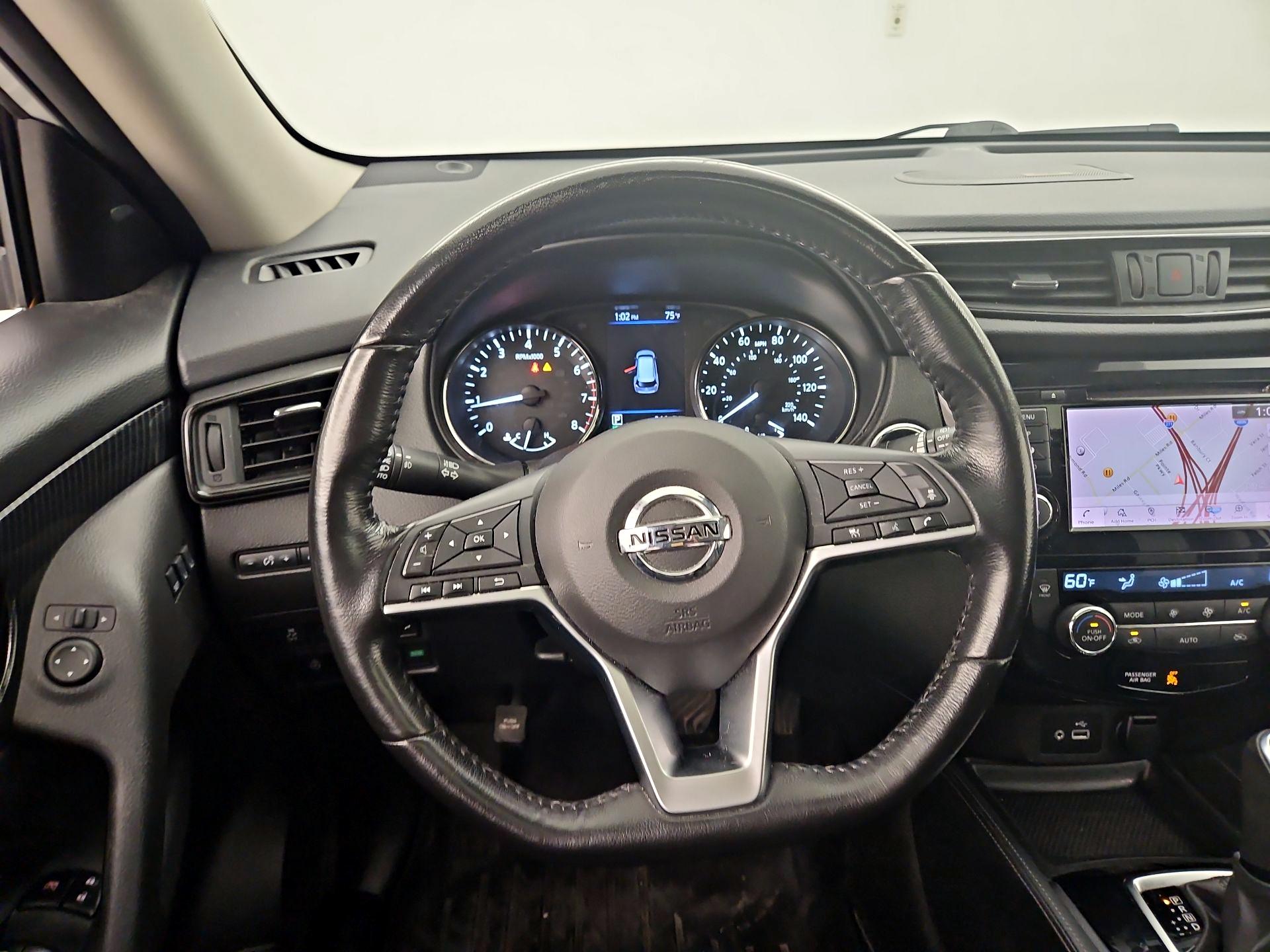 Thumbnail: 2018 Nissan Rogue - 10
