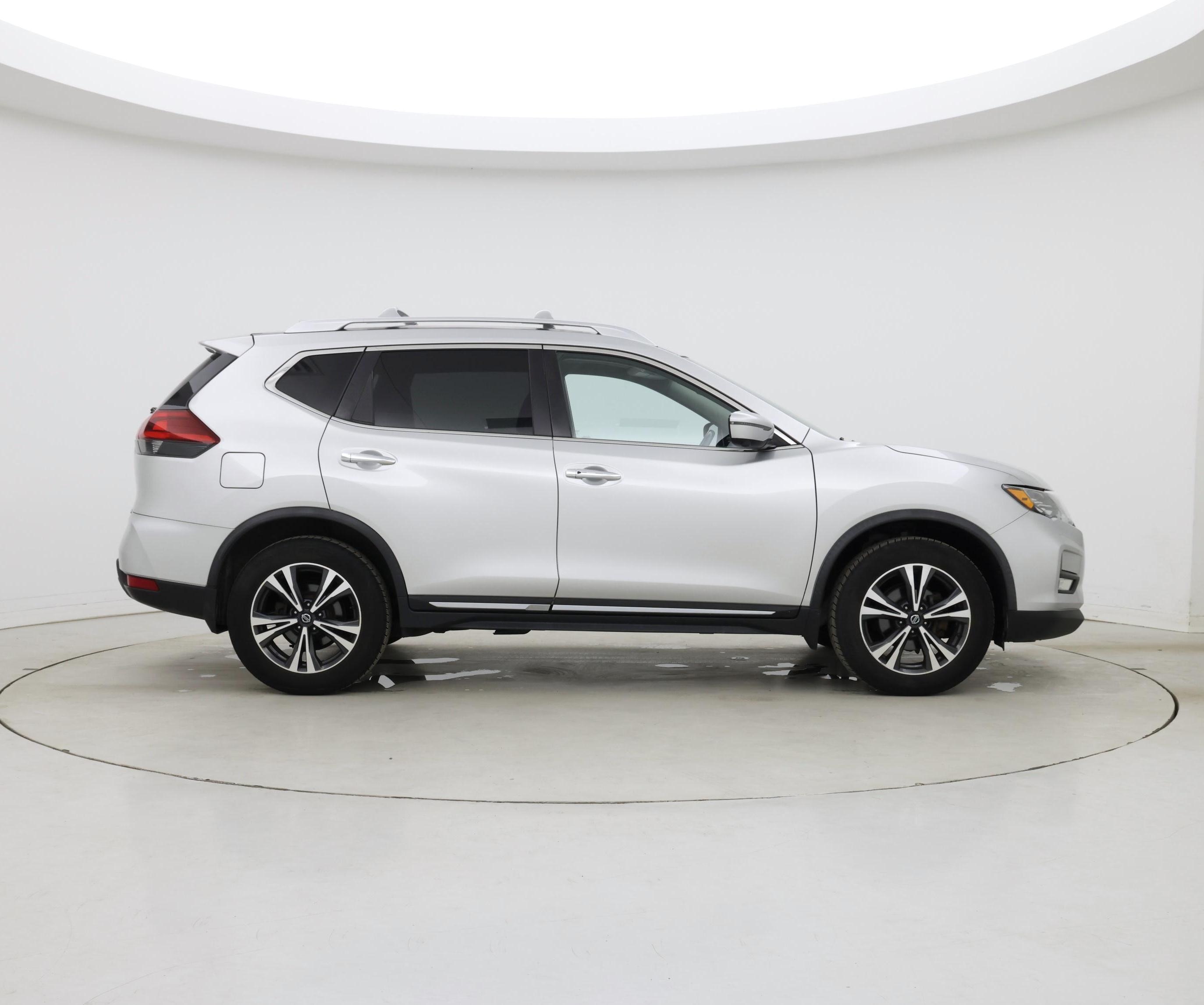 Thumbnail: 2018 Nissan Rogue - 7