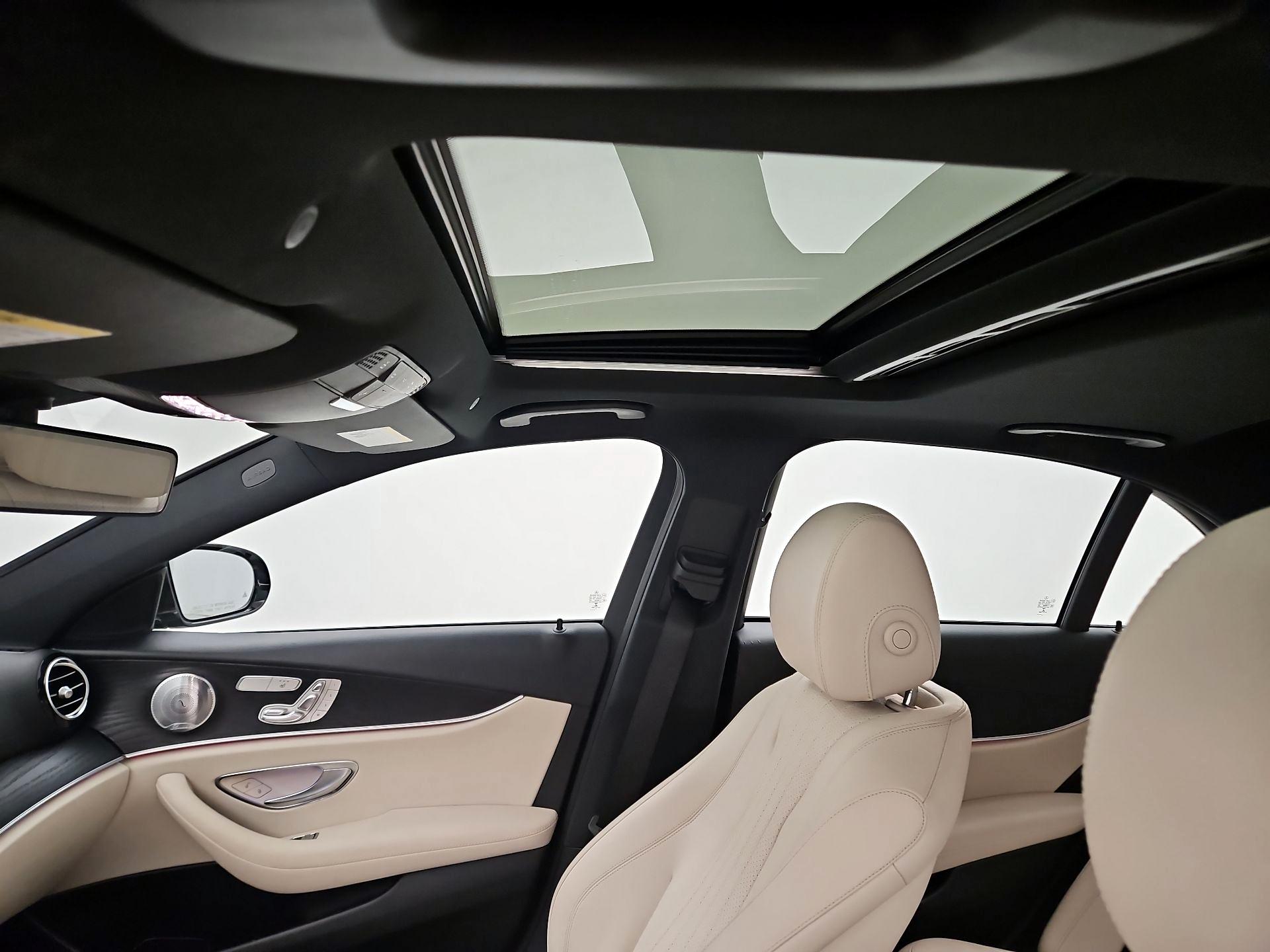 Thumbnail: 2018 Mercedes-Benz E-Class - 20