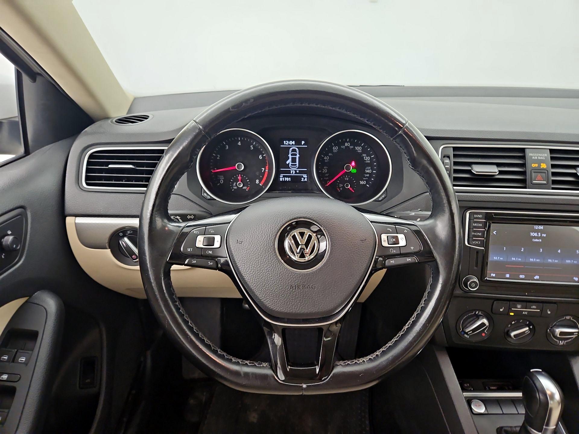 Thumbnail: 2017 Volkswagen Jetta - 10