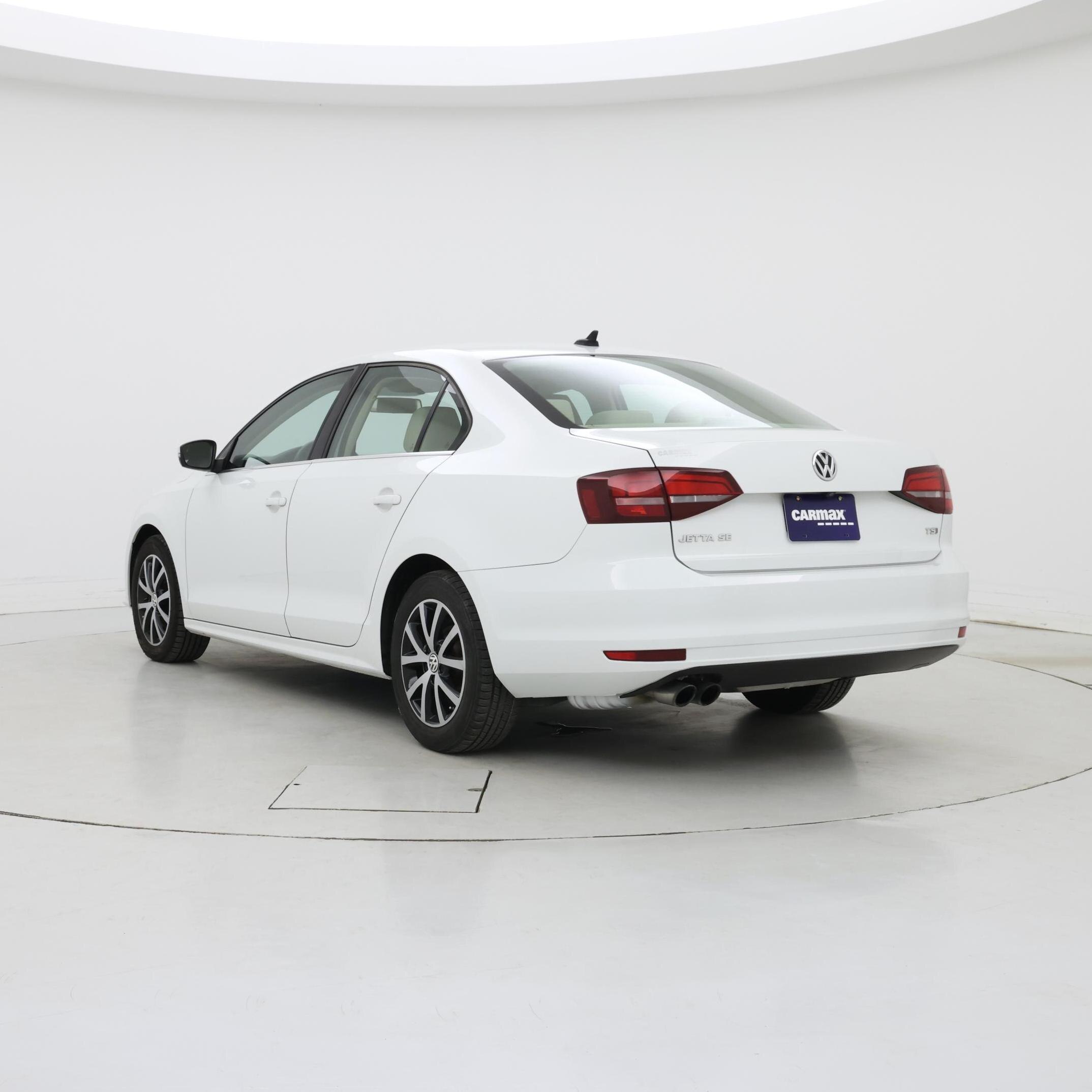 Thumbnail: 2017 Volkswagen Jetta - 2