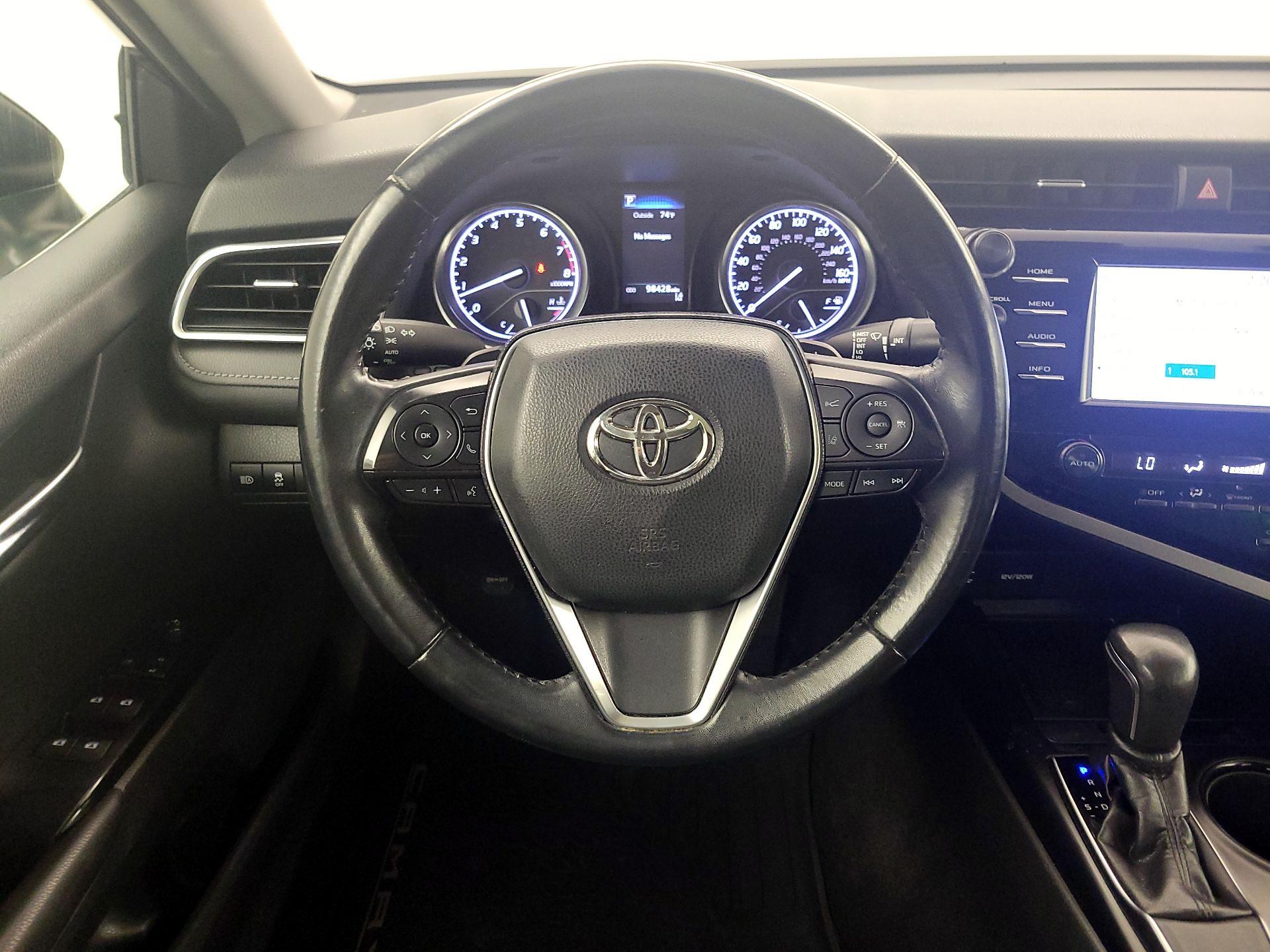Thumbnail: 2018 Toyota Camry - 10