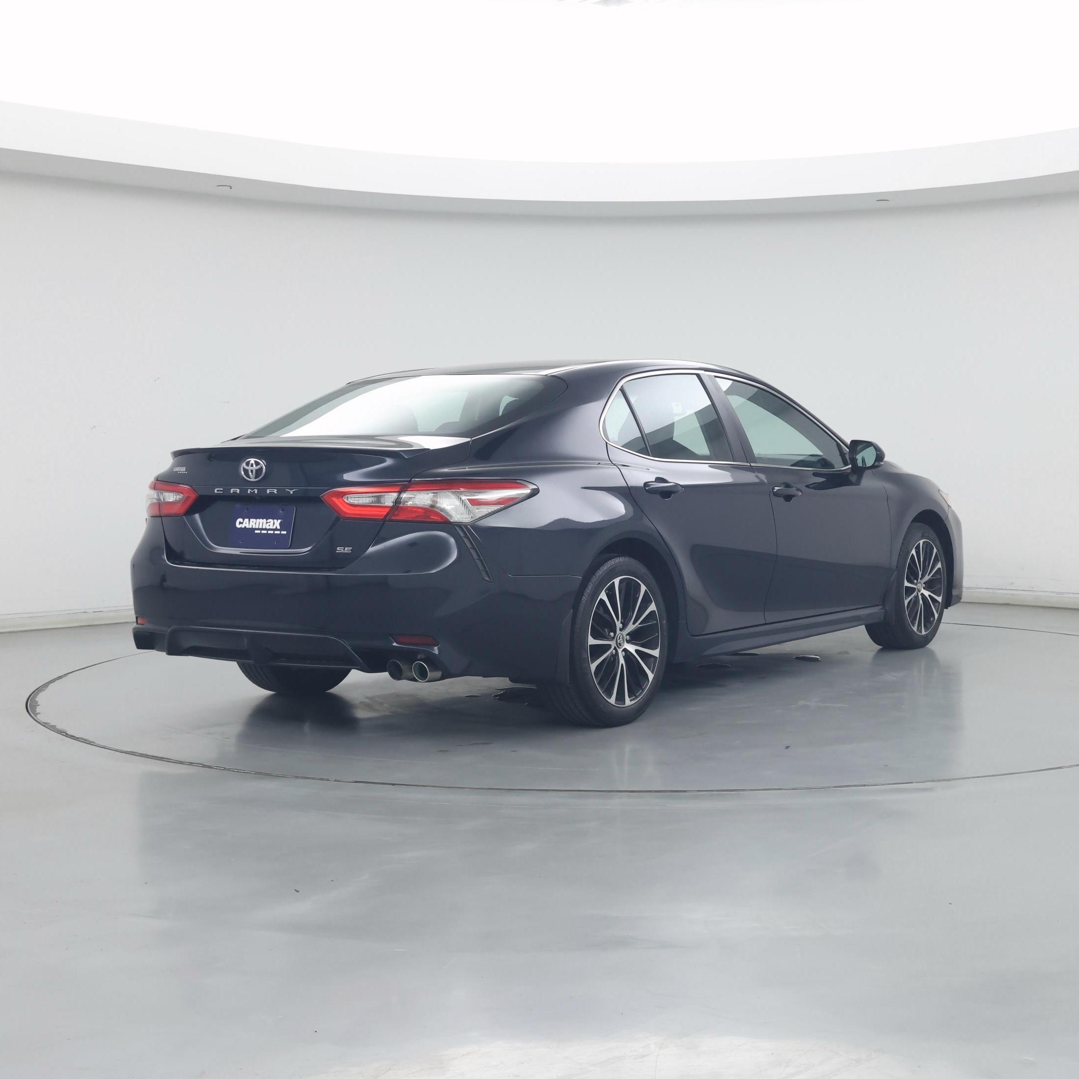 Thumbnail: 2018 Toyota Camry - 8