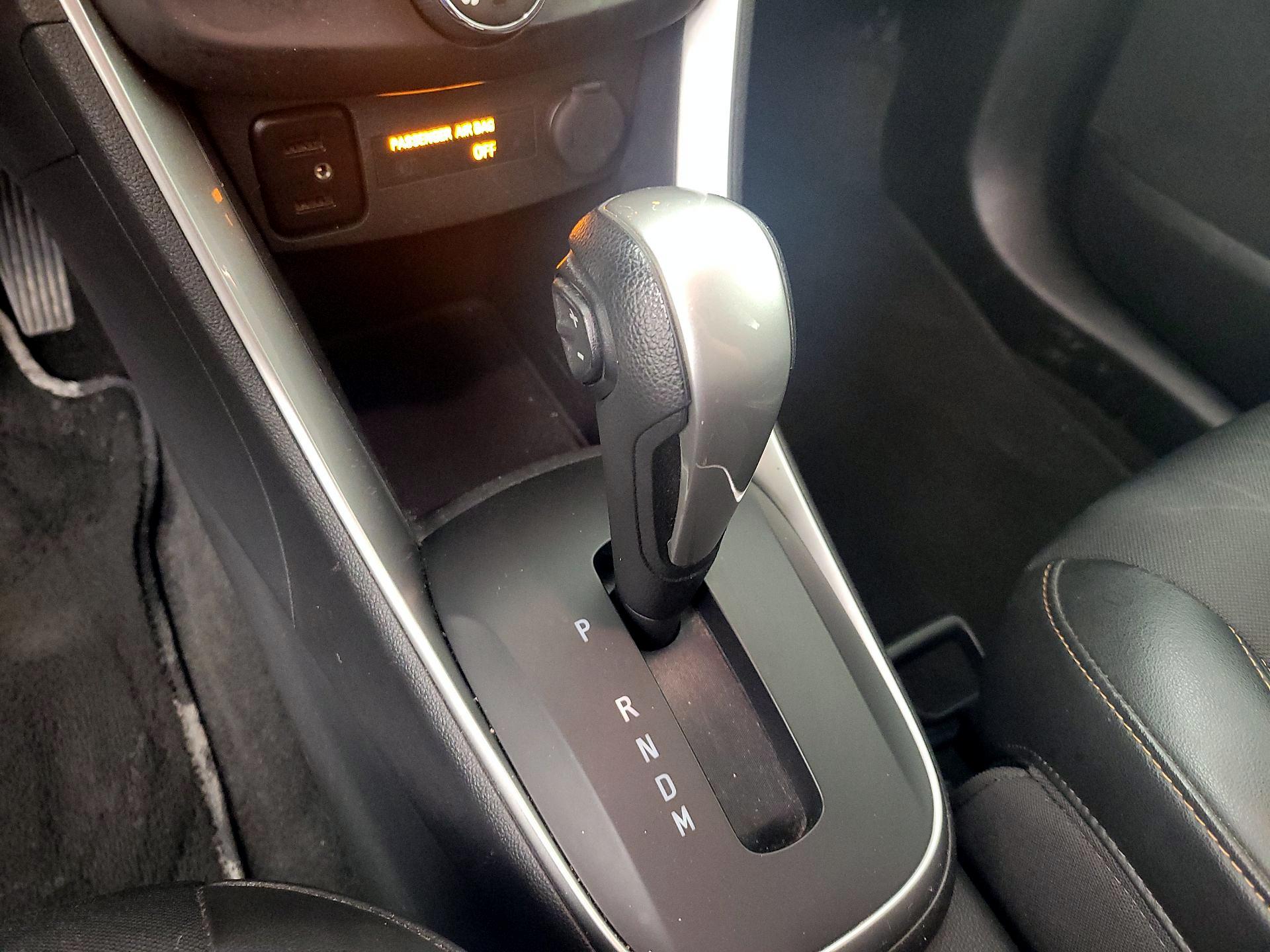 Thumbnail: 2018 Chevrolet Trax - 17