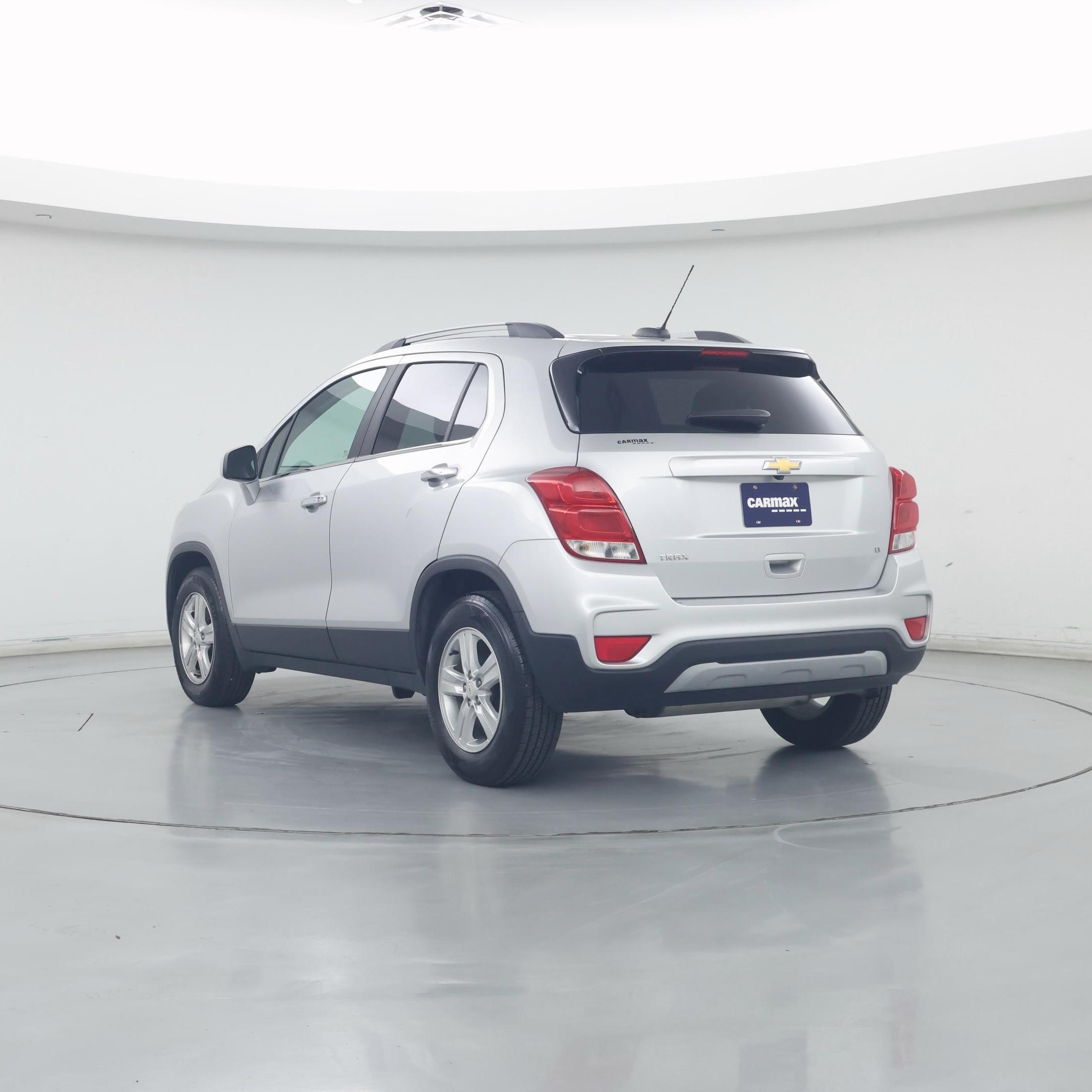 Thumbnail: 2018 Chevrolet Trax - 2