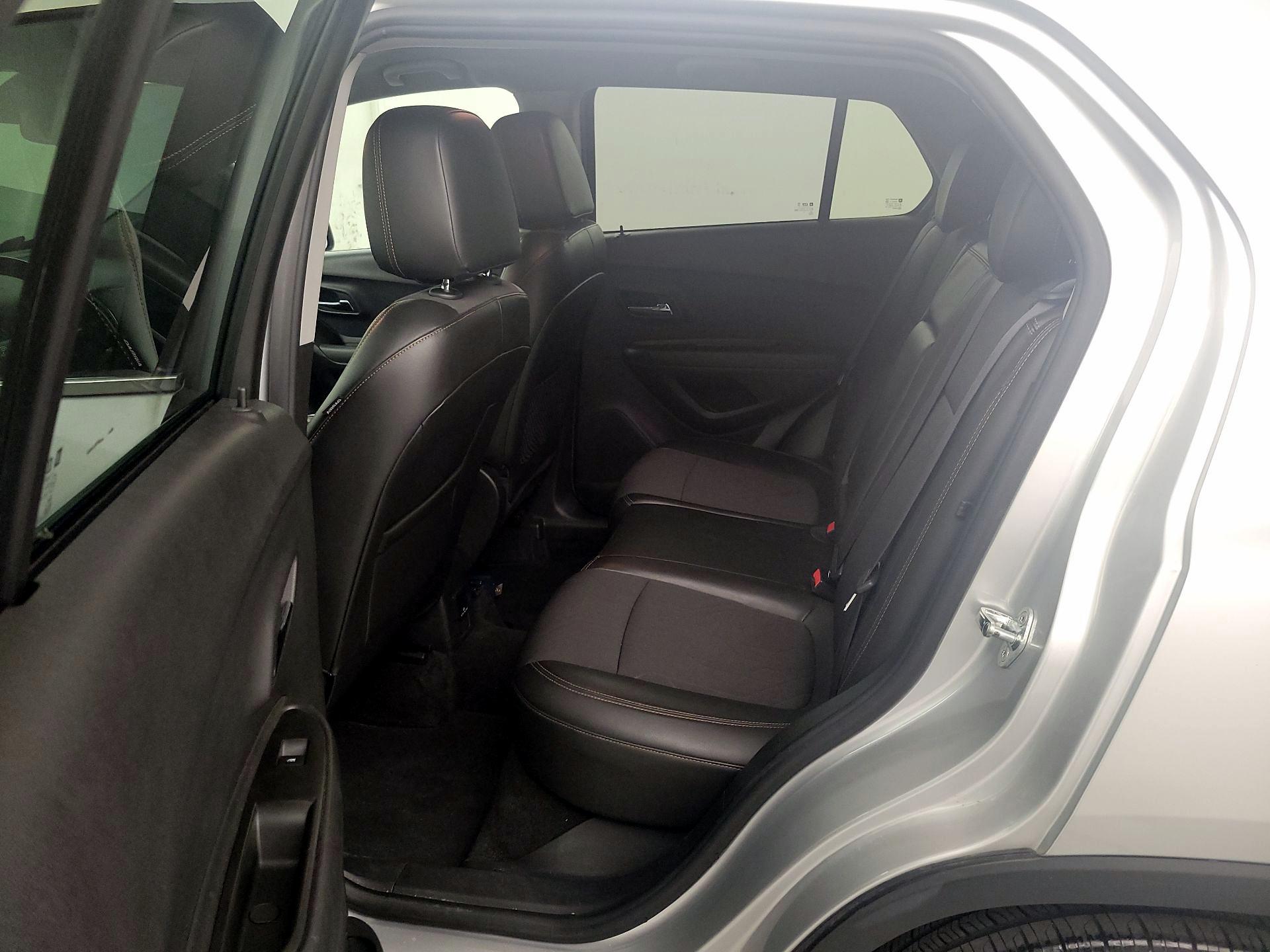 Thumbnail: 2018 Chevrolet Trax - 19