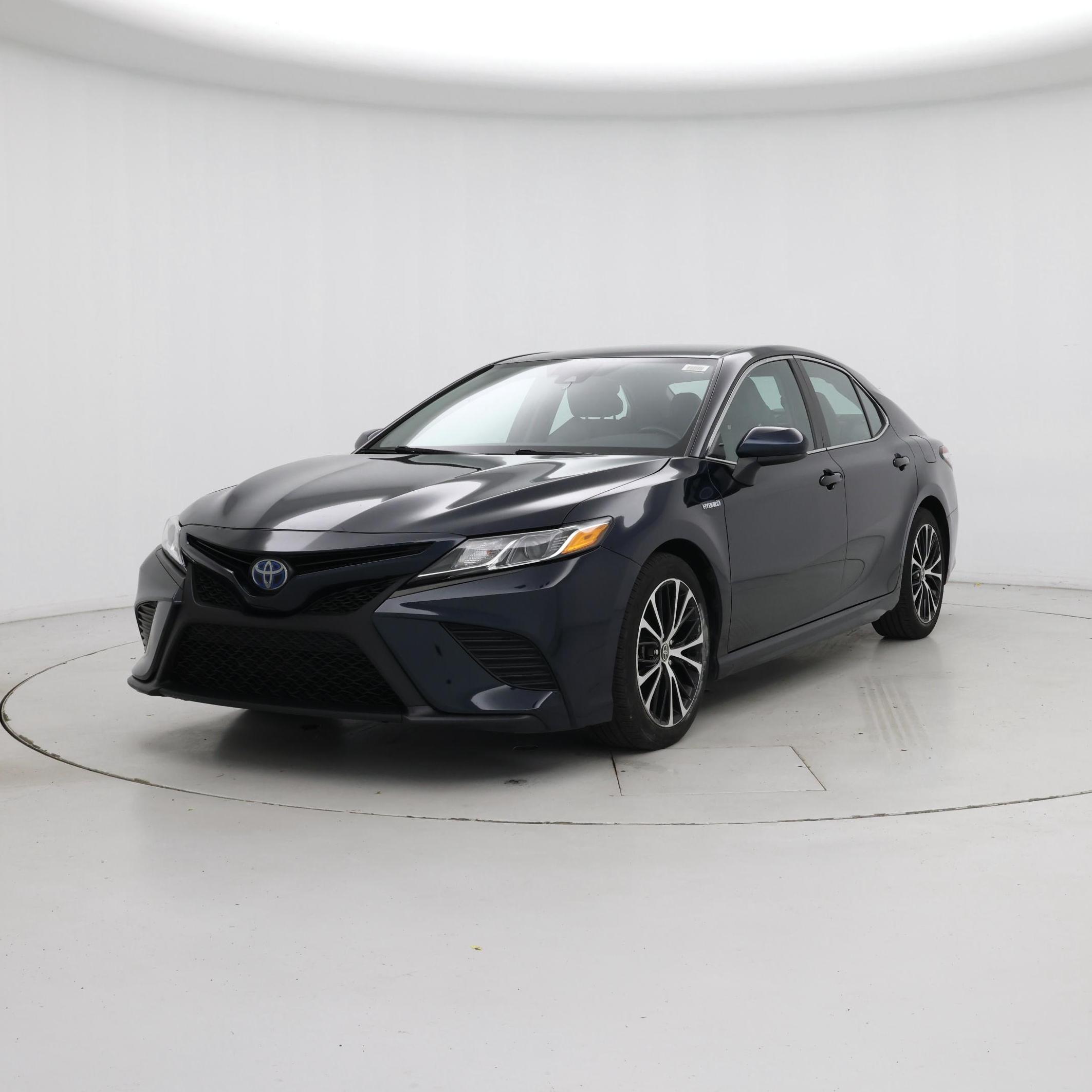 Thumbnail: 2020 Toyota Camry - 4