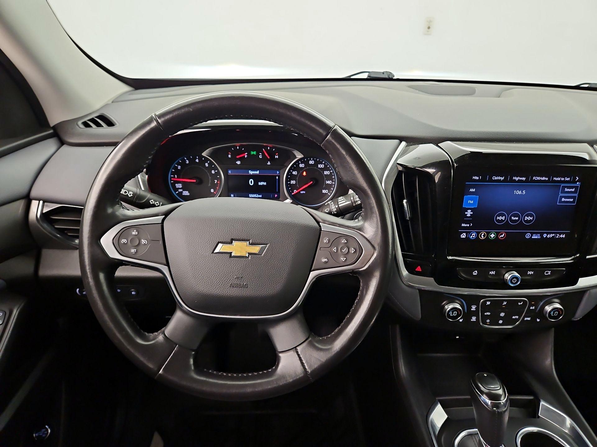 Thumbnail: 2020 Chevrolet Traverse - 10