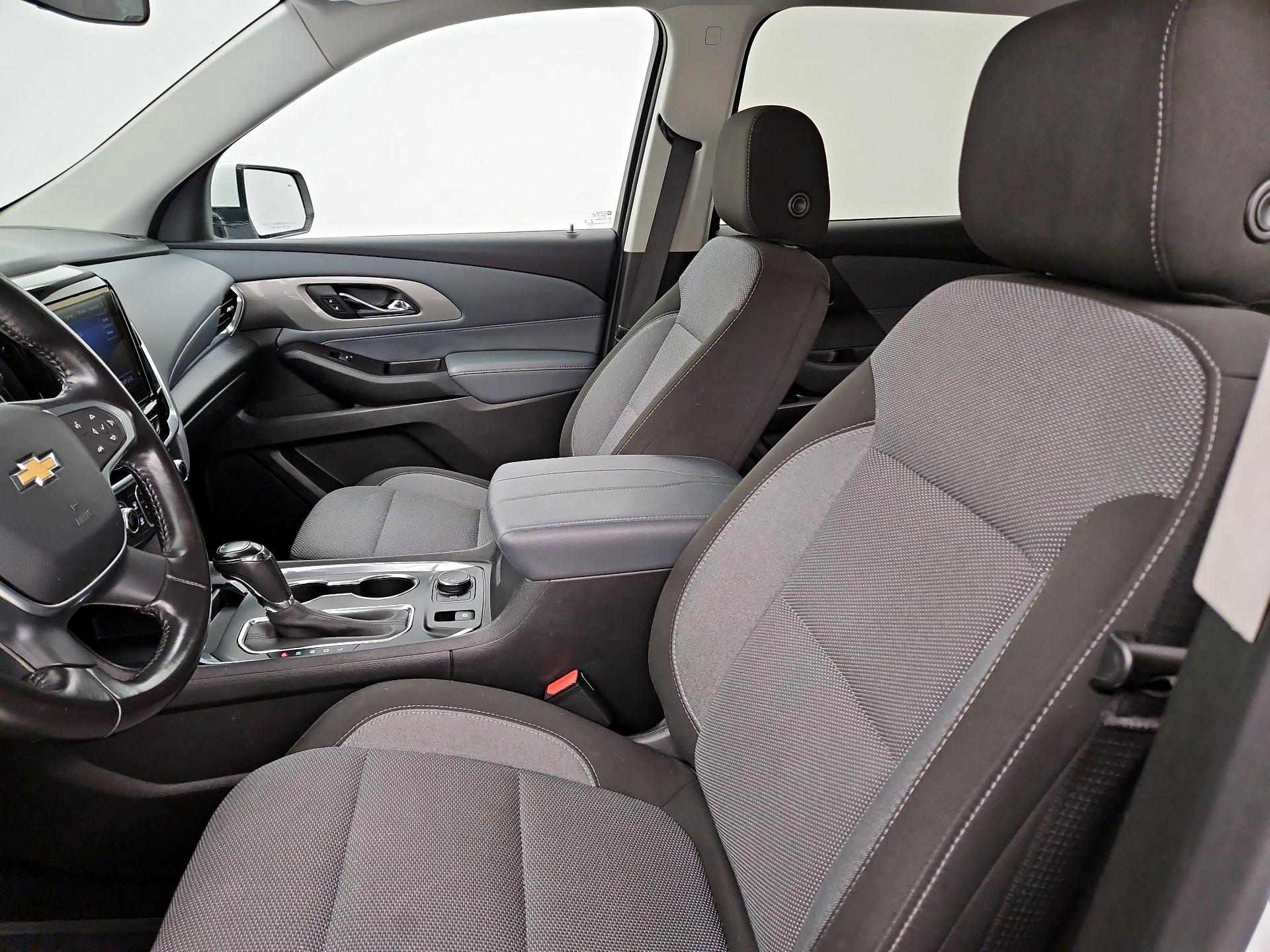 Thumbnail: 2020 Chevrolet Traverse - 11