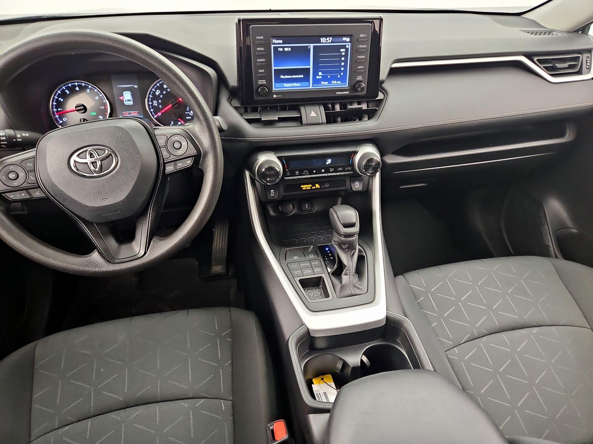 Thumbnail: 2021 Toyota RAV4 - 9