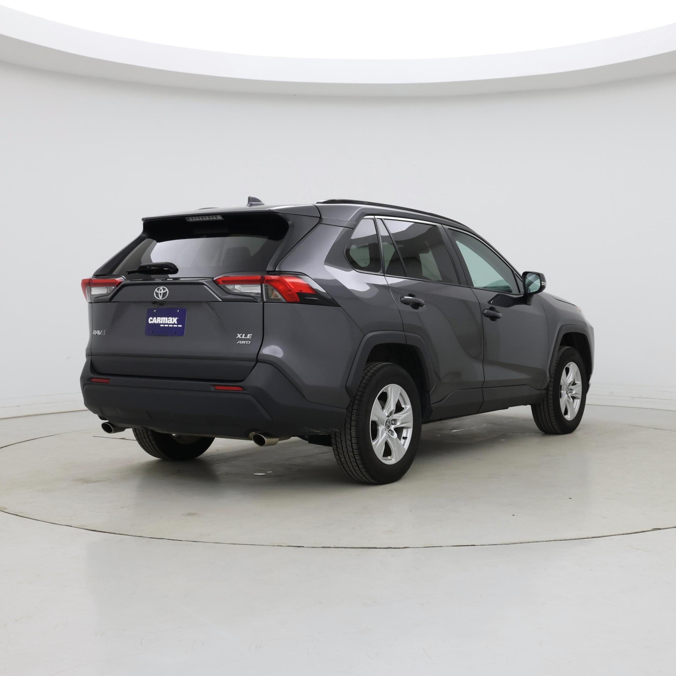 Thumbnail: 2021 Toyota RAV4 - 8