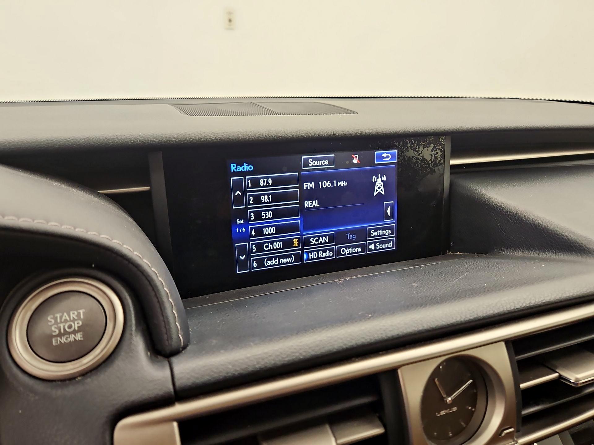 Thumbnail: 2014 Lexus IS - 16