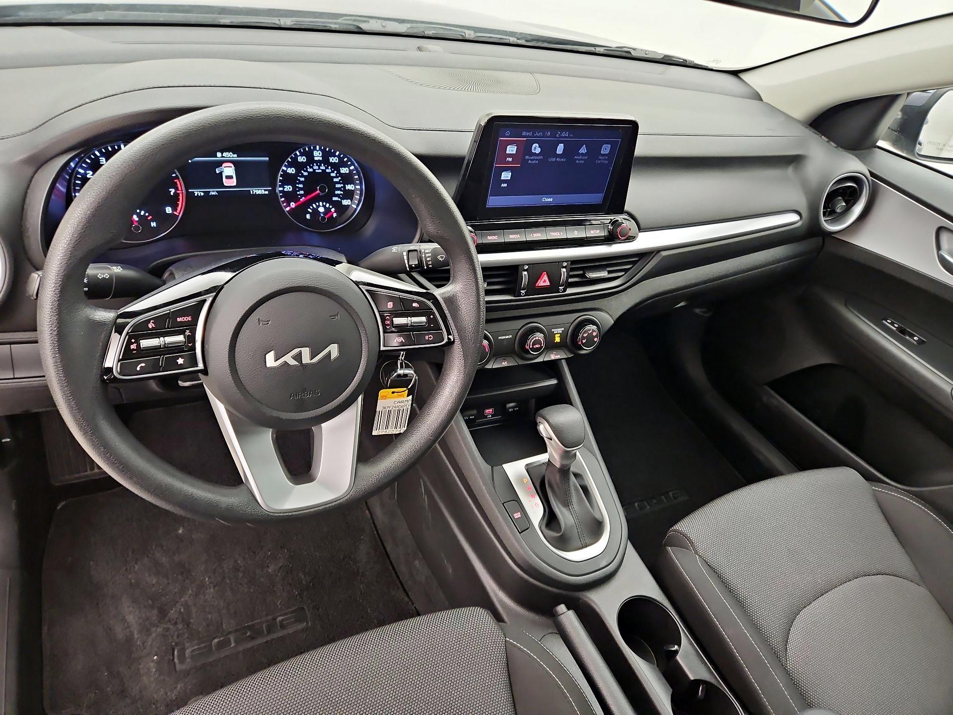 Thumbnail: 2023 Kia Forte - 9