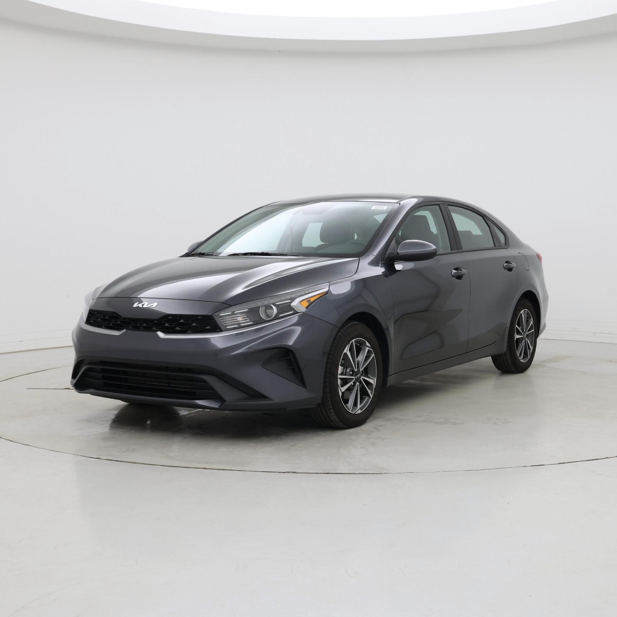 Thumbnail: 2023 Kia Forte - 4