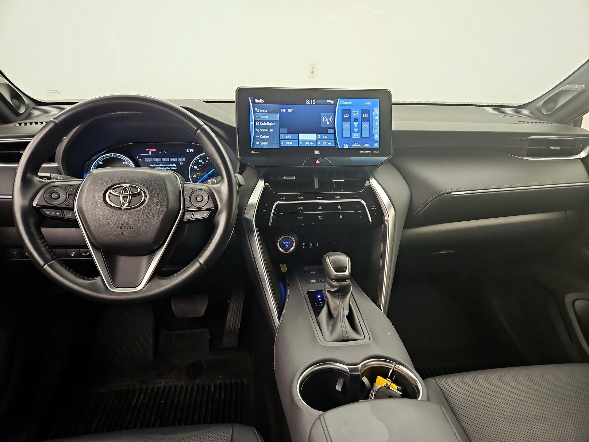 Thumbnail: 2021 Toyota Venza - 9