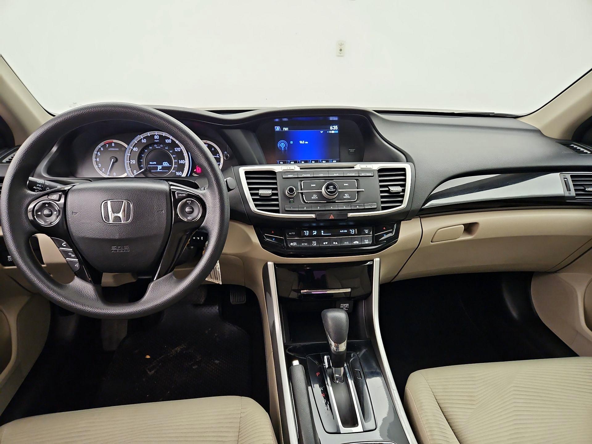 Thumbnail: 2016 Honda Accord - 9