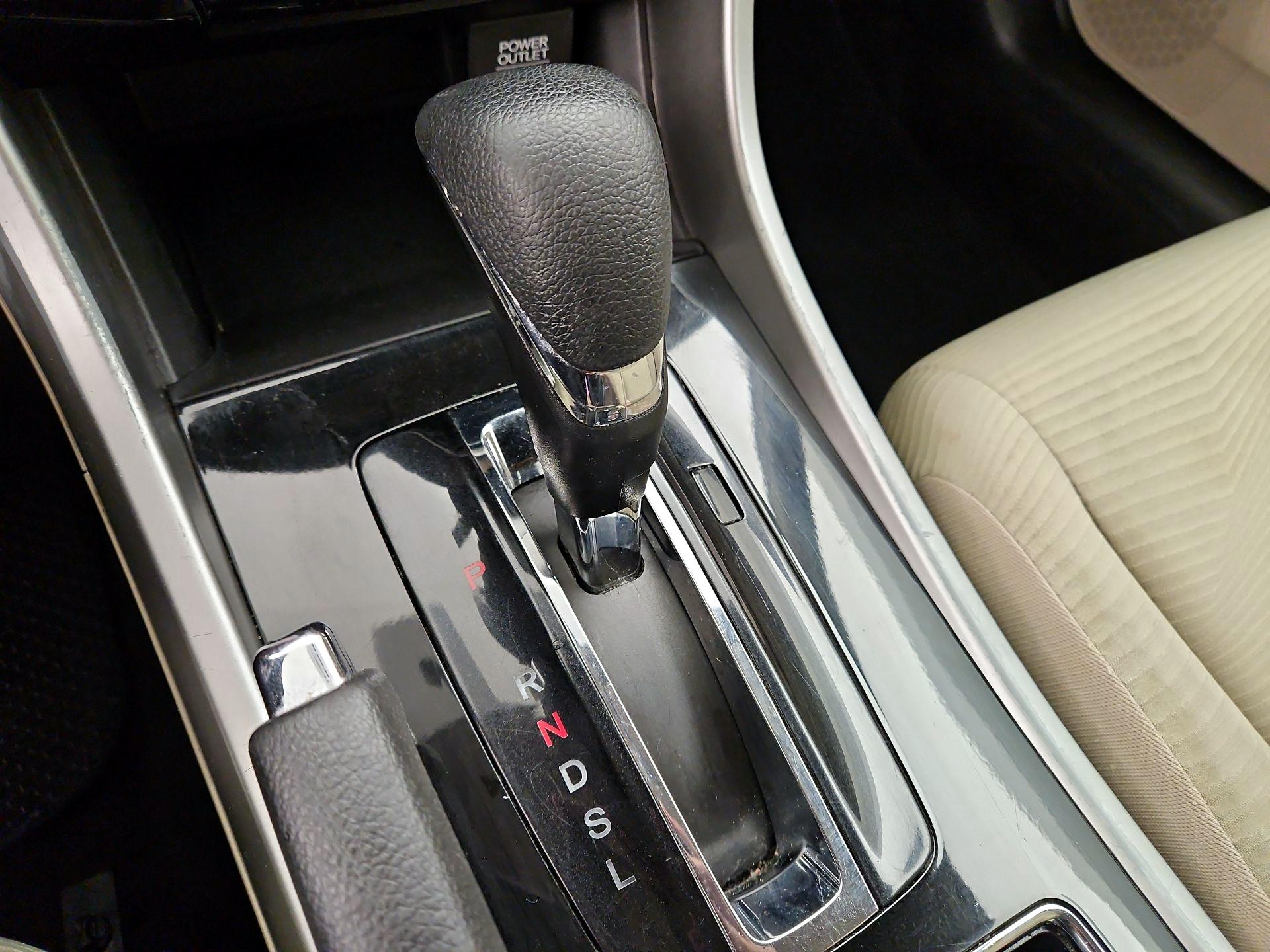Thumbnail: 2016 Honda Accord - 17