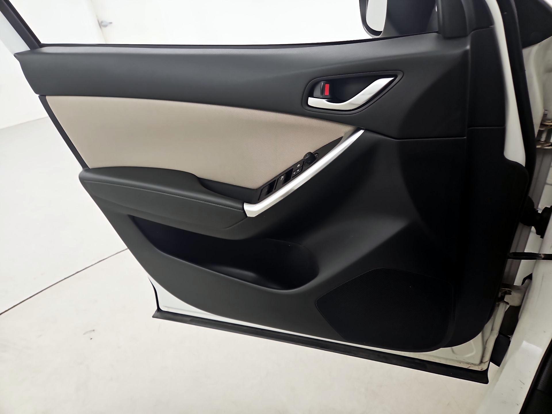 Thumbnail: 2016 Mazda CX-5 - 12
